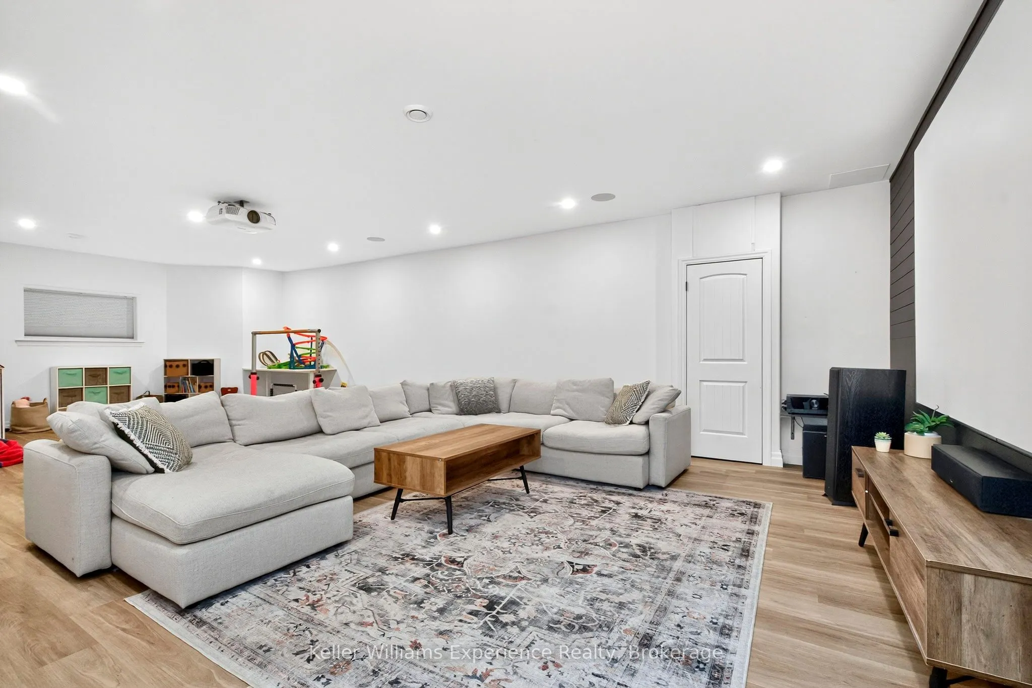 94 Windermere Circle