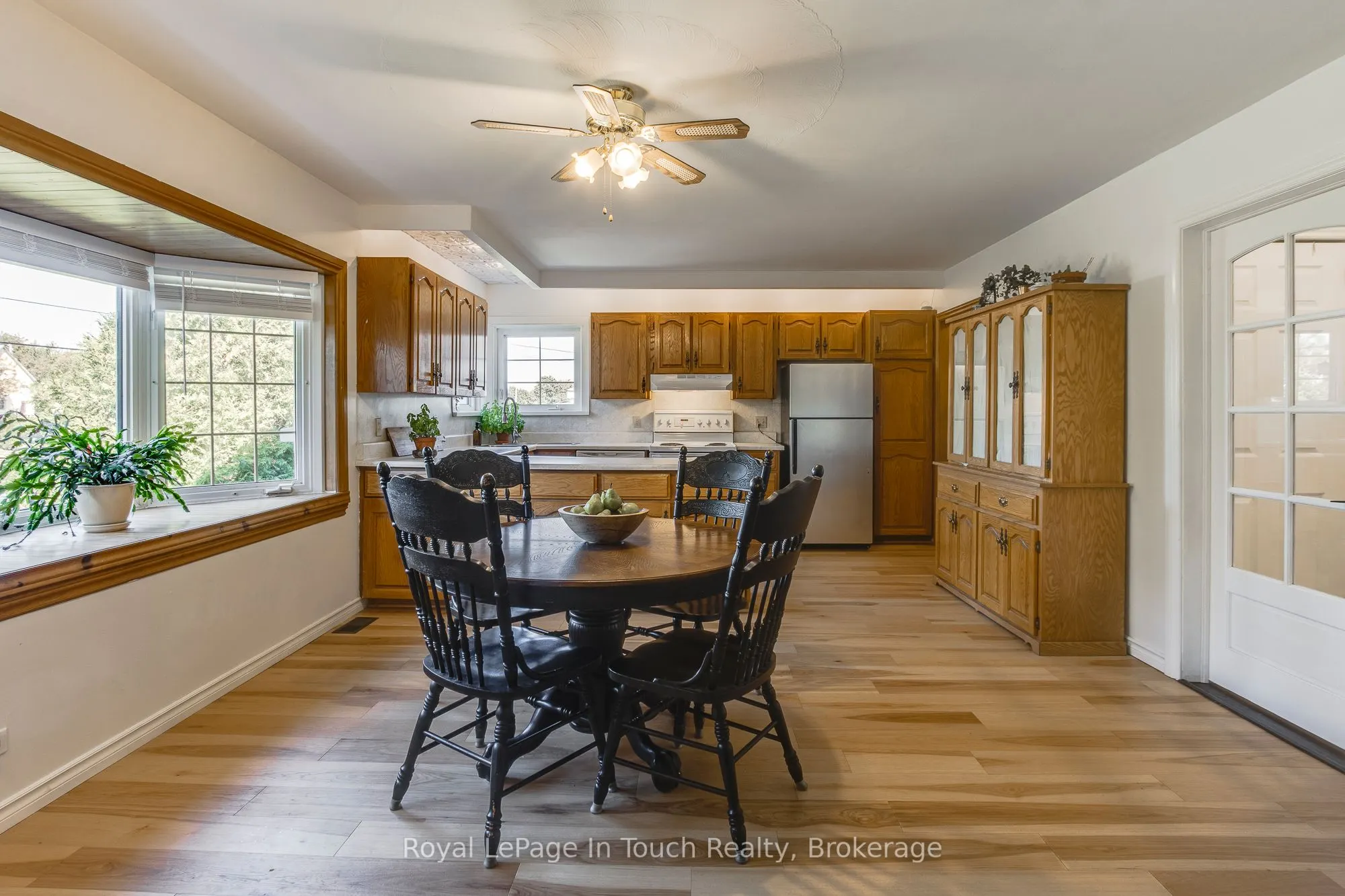 317 Lafontaine Road W