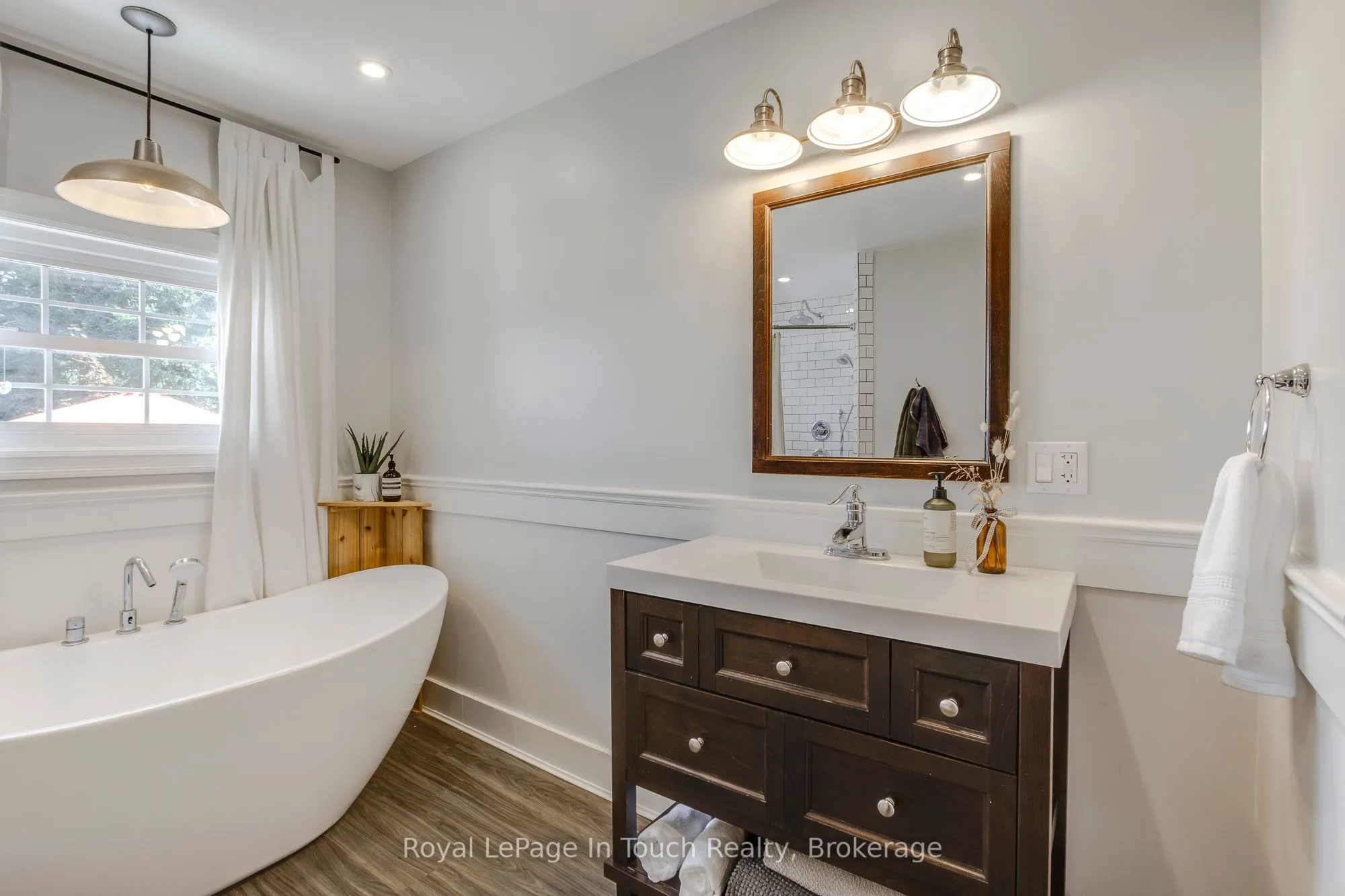 317 Lafontaine Road W