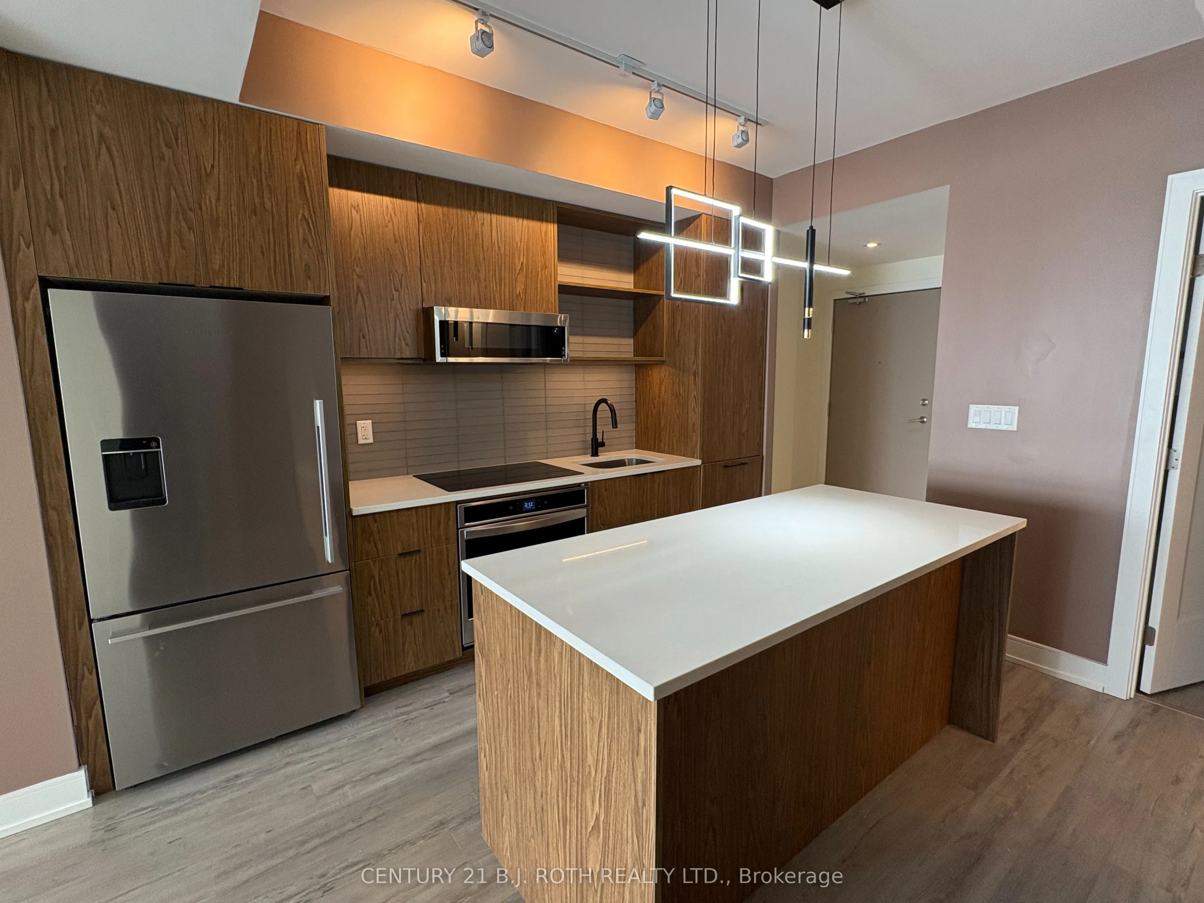 185 Dunlop Street, #609