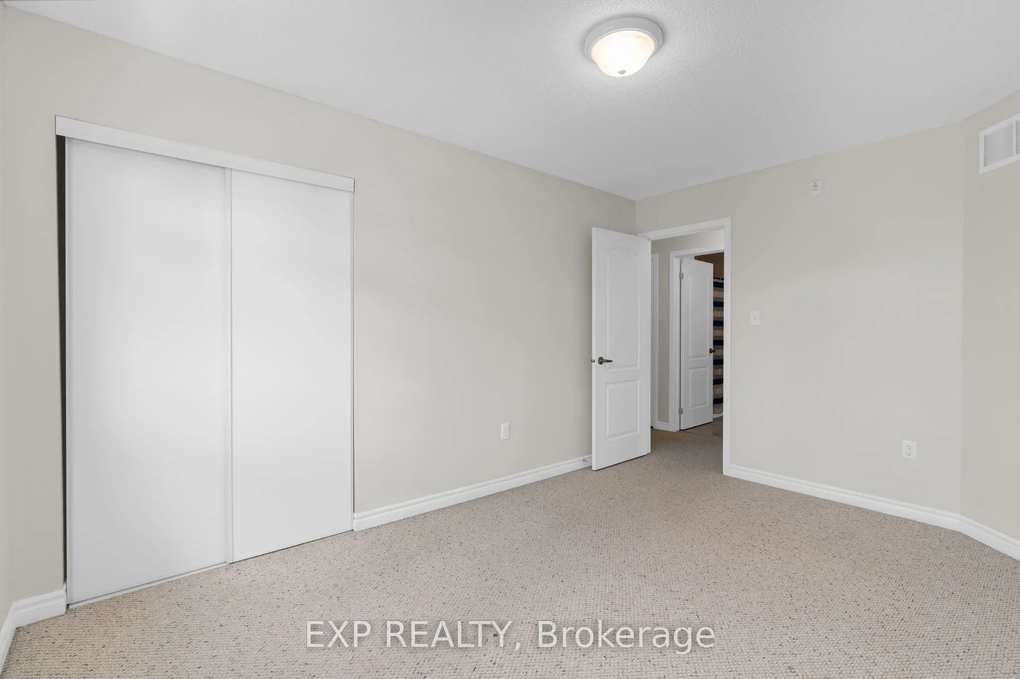 135 Sydenham Wells, #3