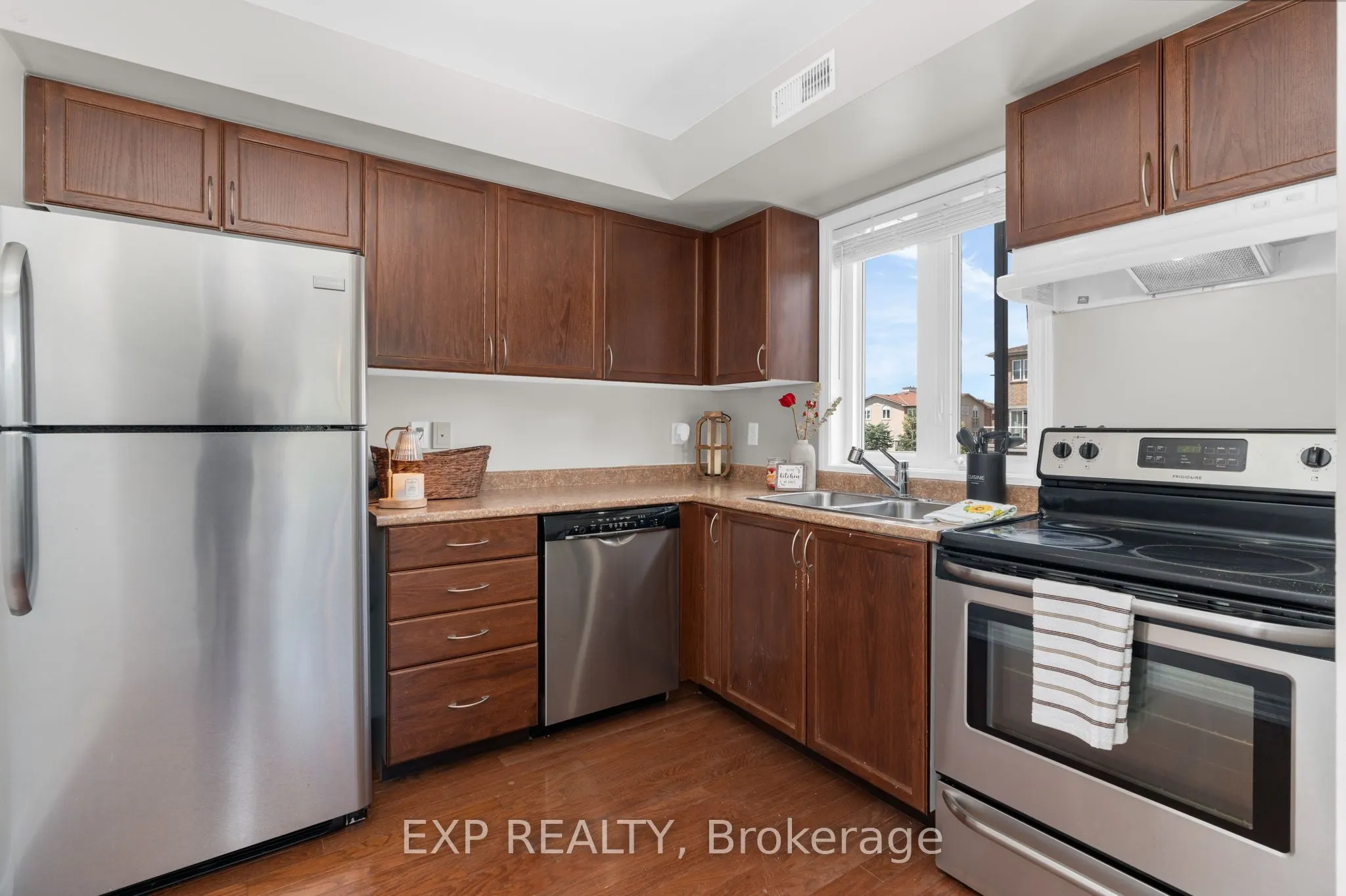 135 Sydenham Wells, #3