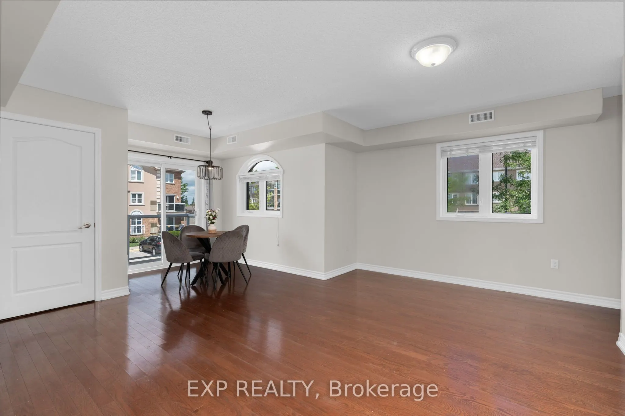 135 Sydenham Wells, #3