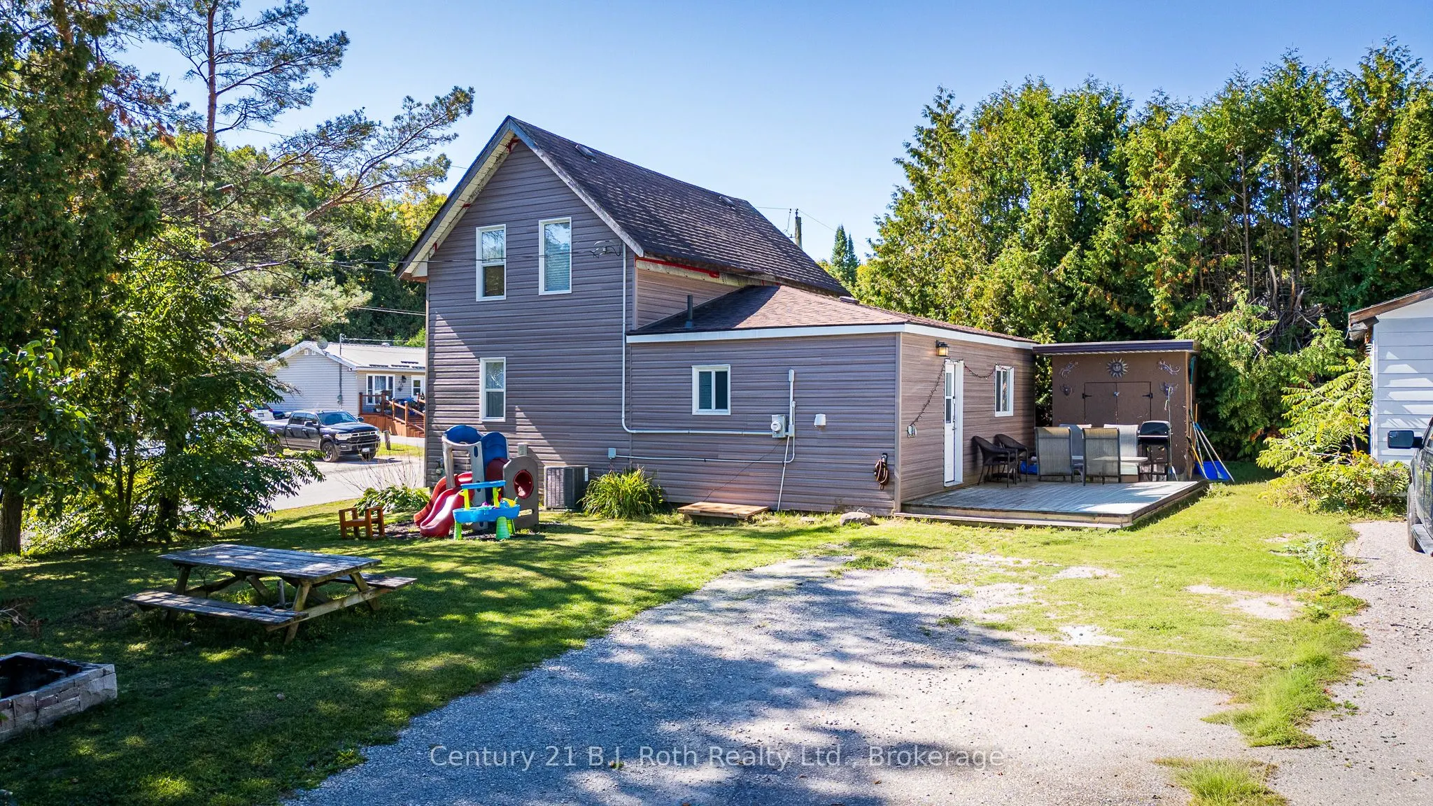 528 Camilla Street