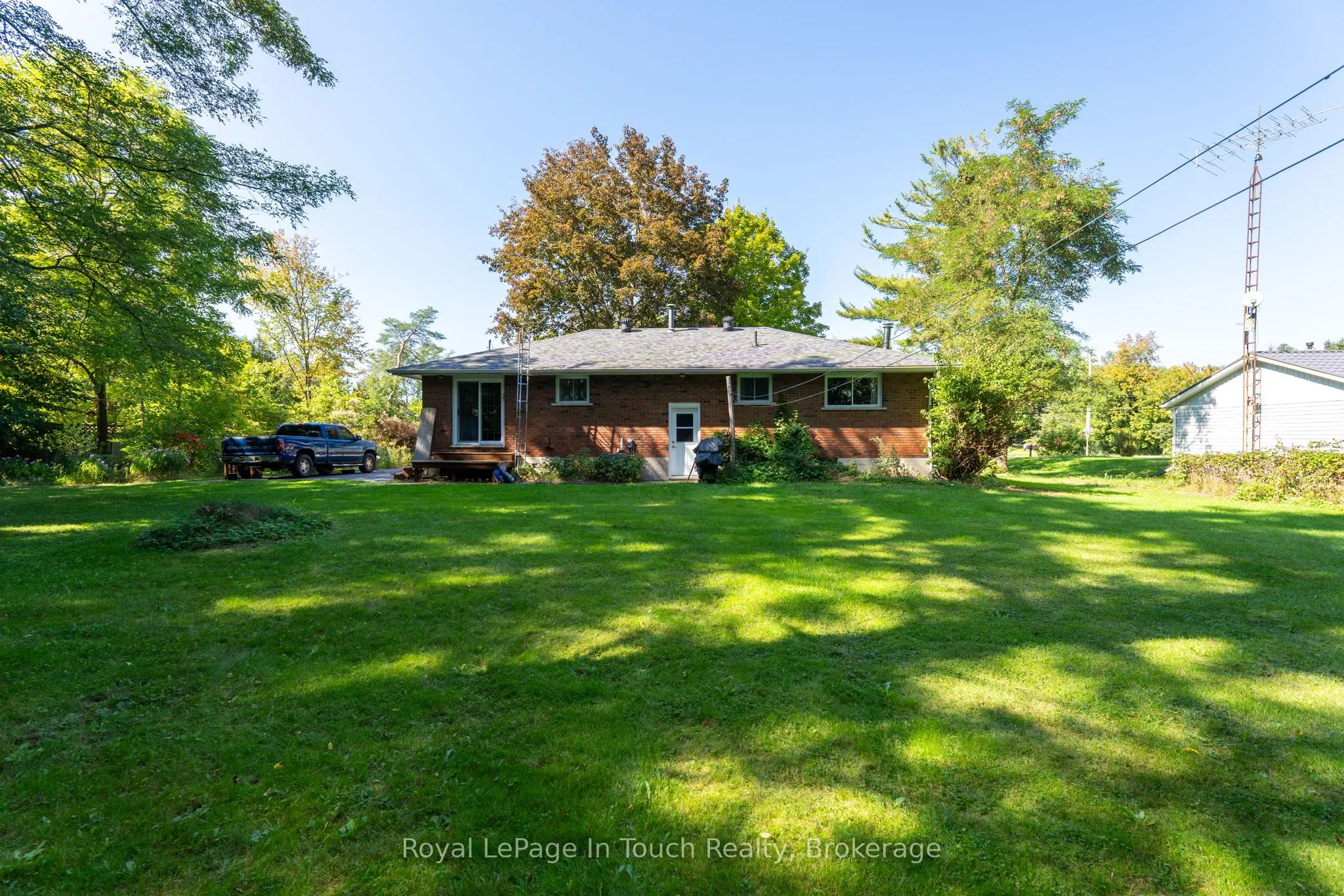 3957 Horseshoe Valley Road W