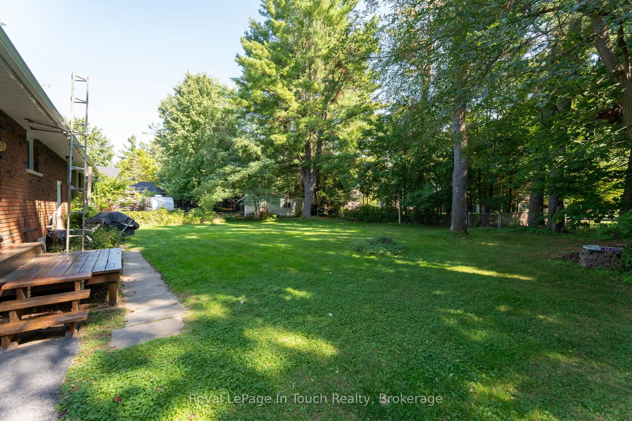 3957 Horseshoe Valley Road W