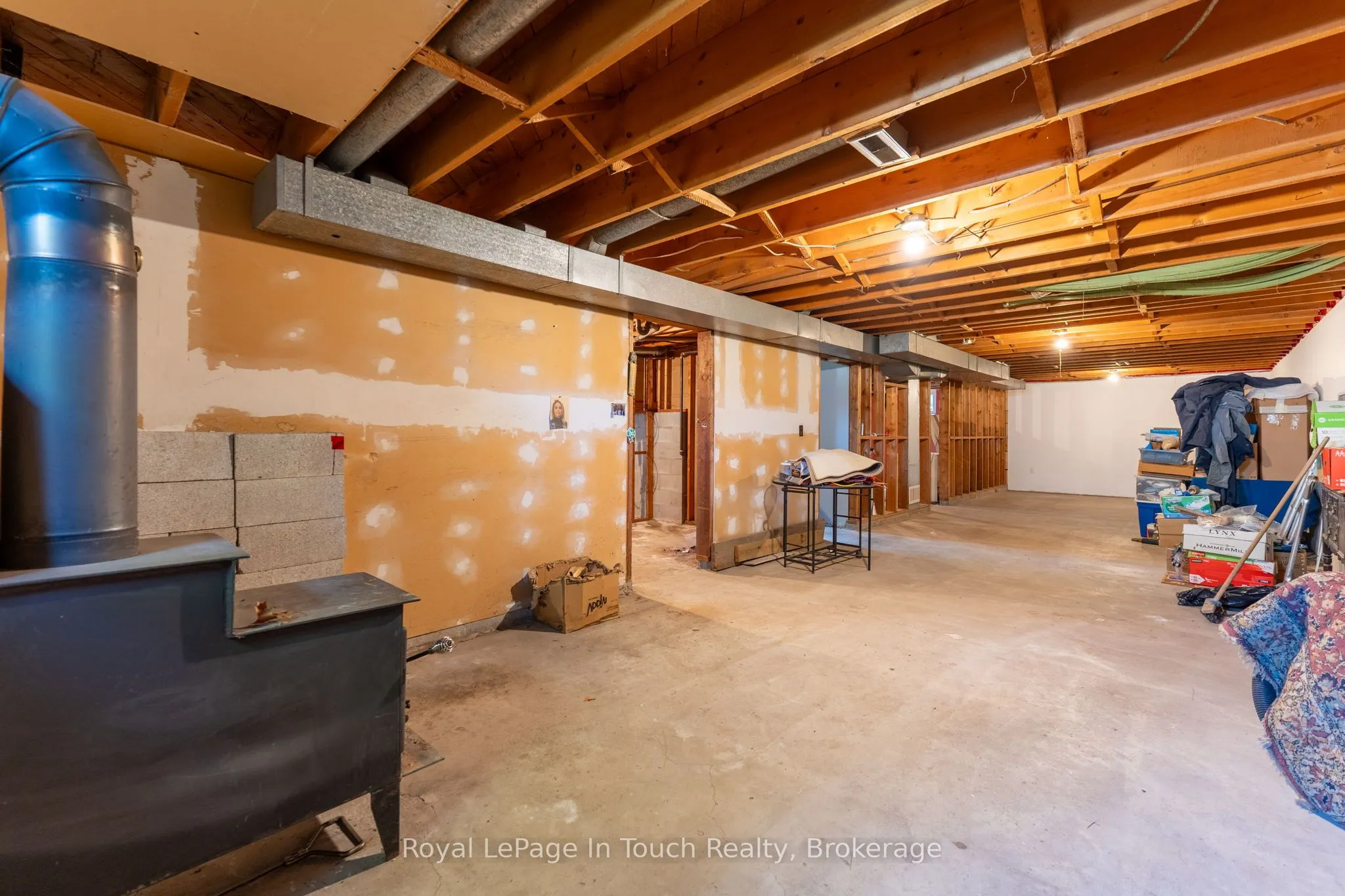 3957 Horseshoe Valley Road W