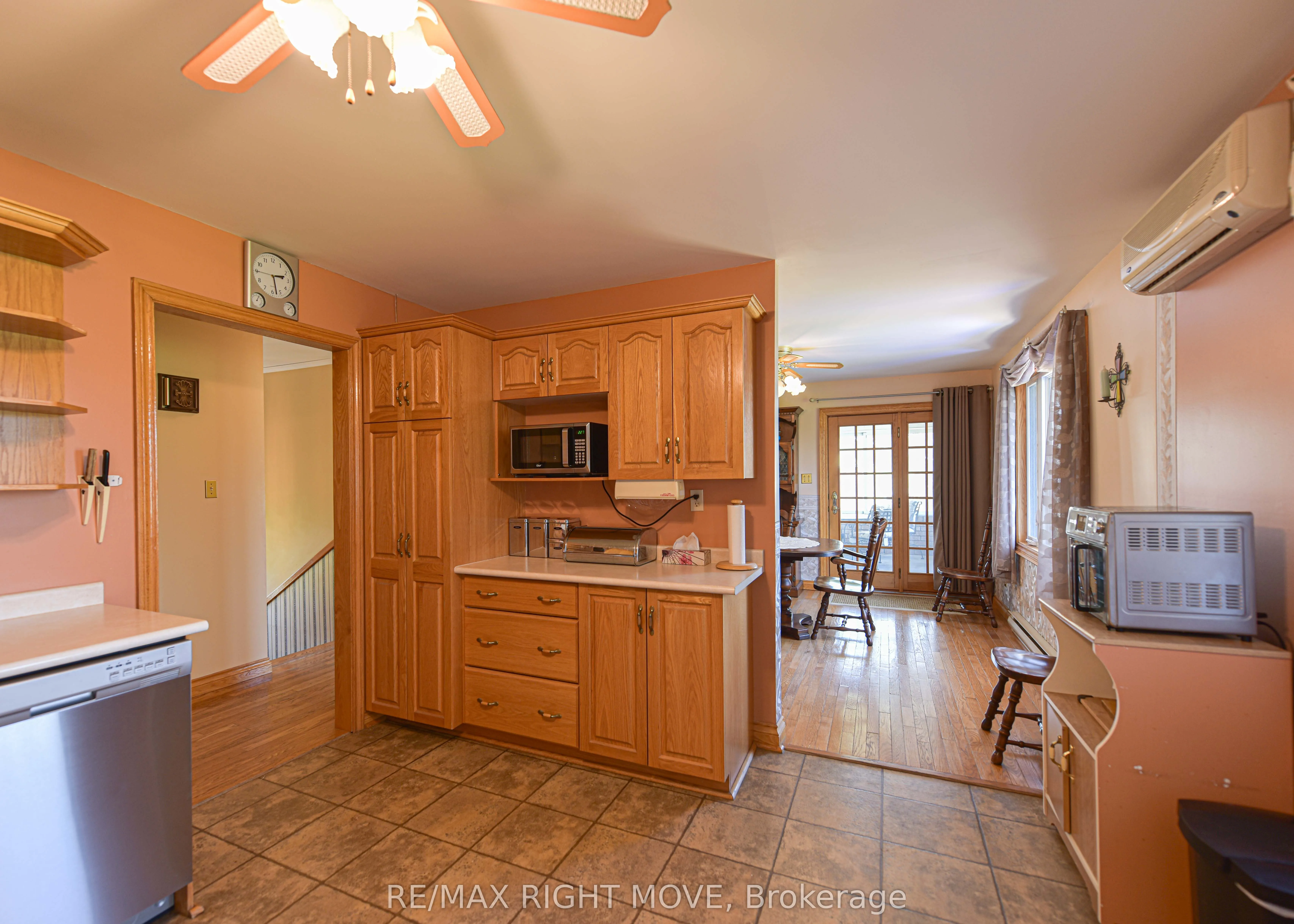 2723 Monck Road