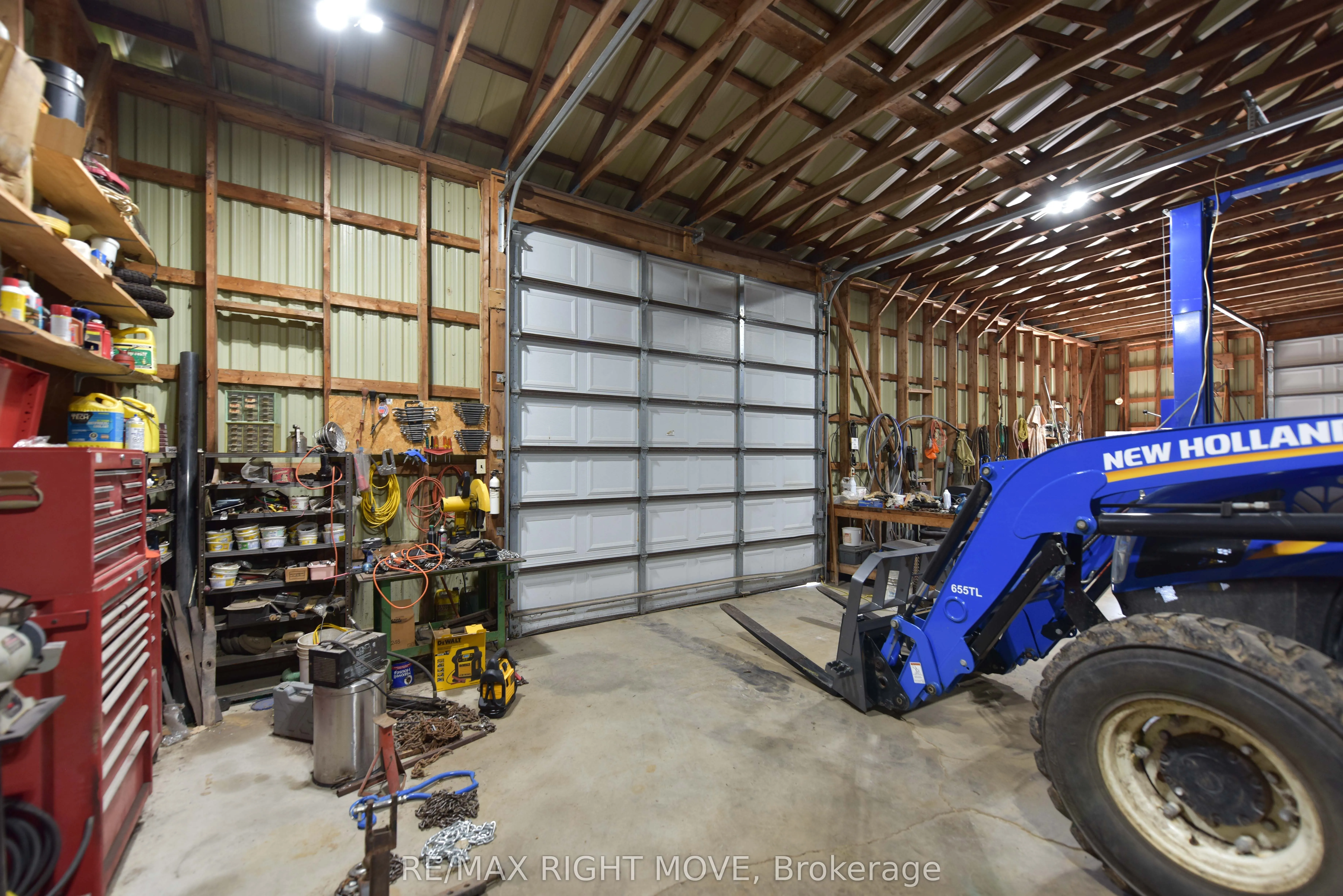 2723 Monck Road