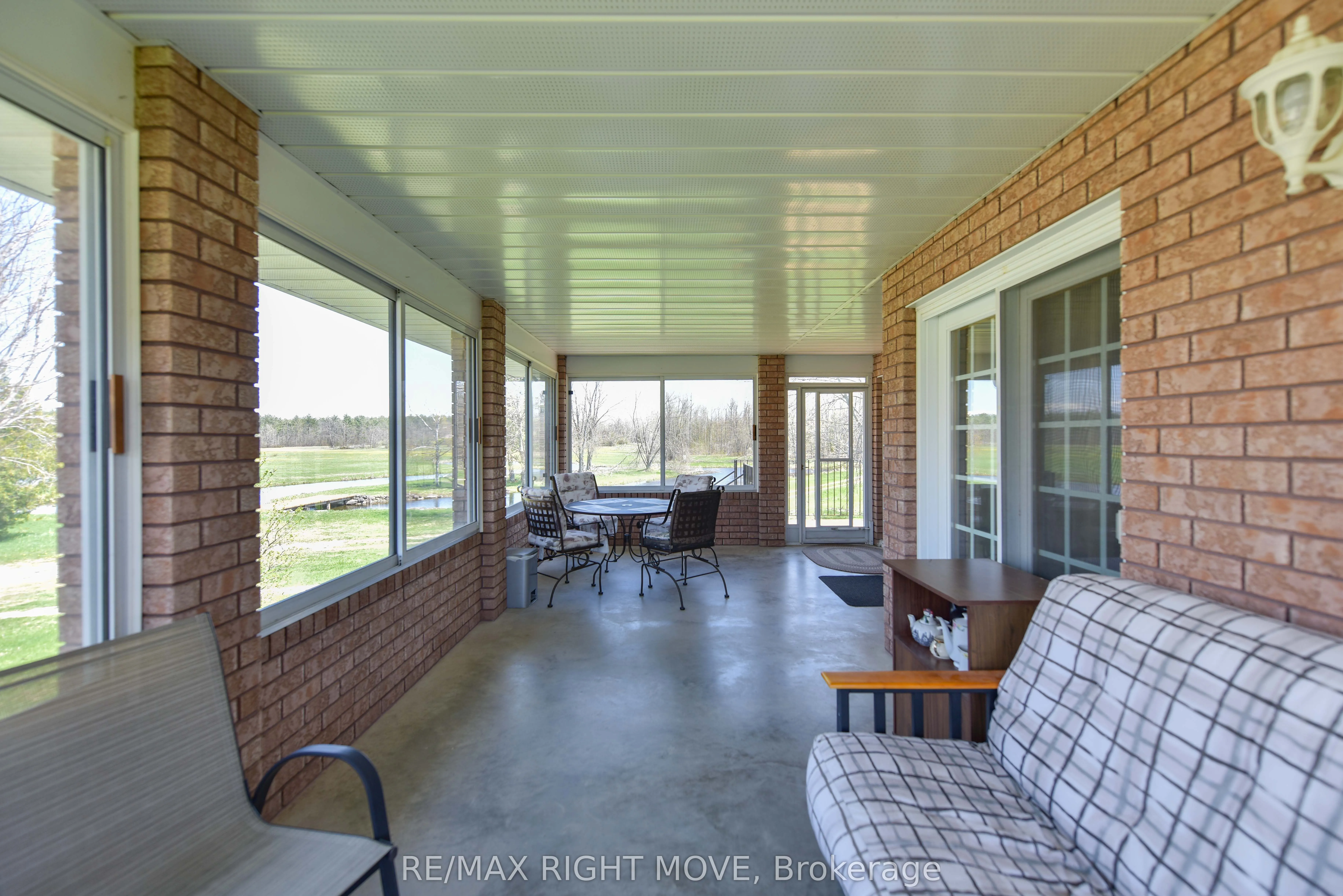 2723 Monck Road