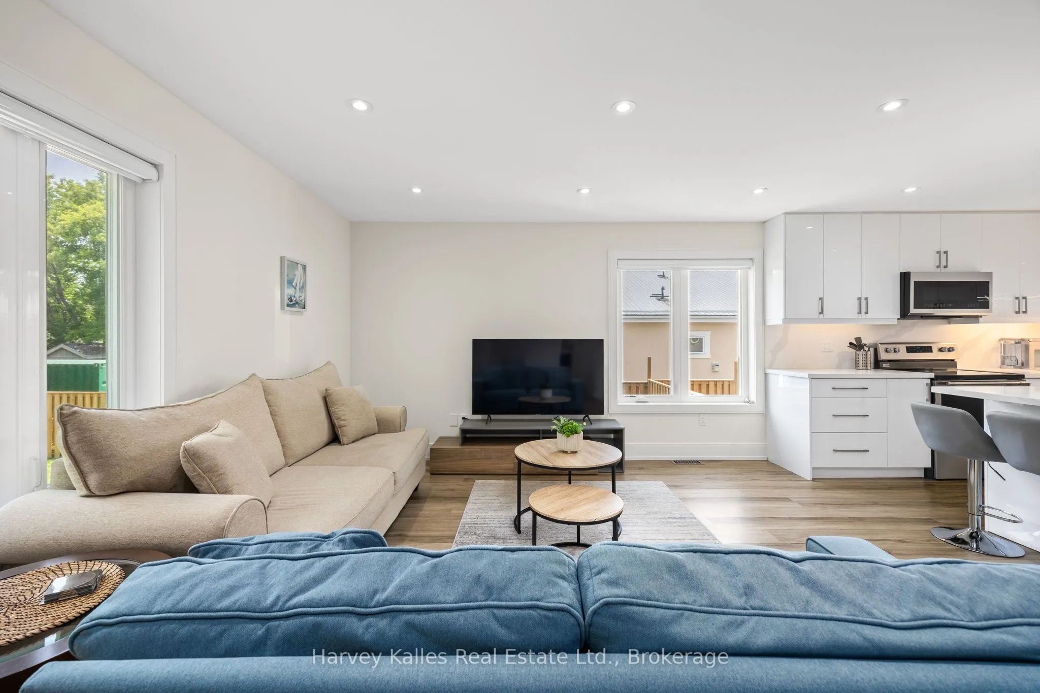 297 Seventh Street, #Unit B