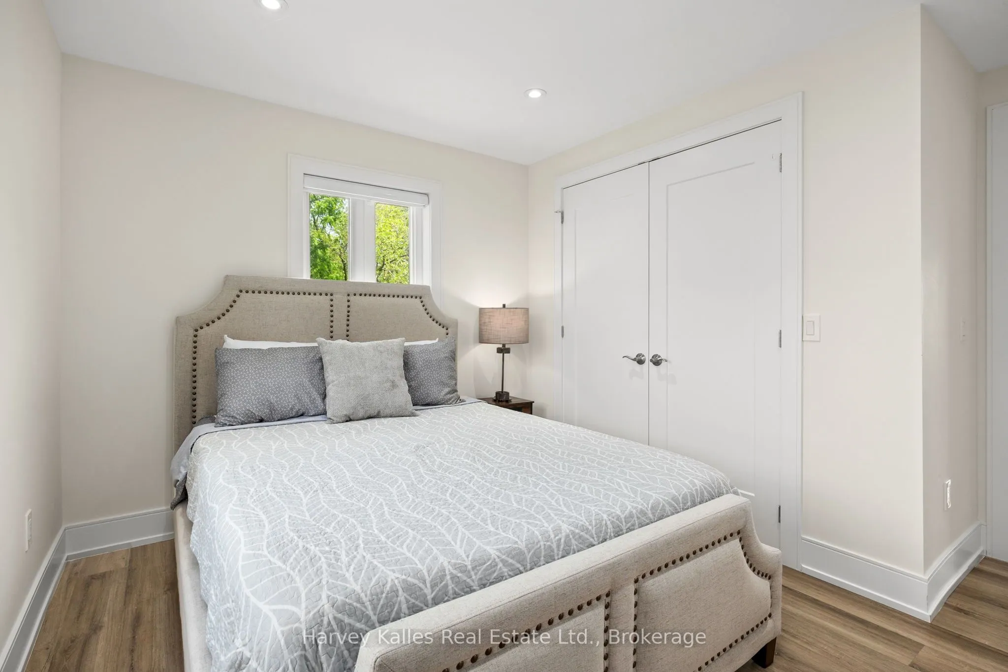 297 Seventh Street, #Unit B