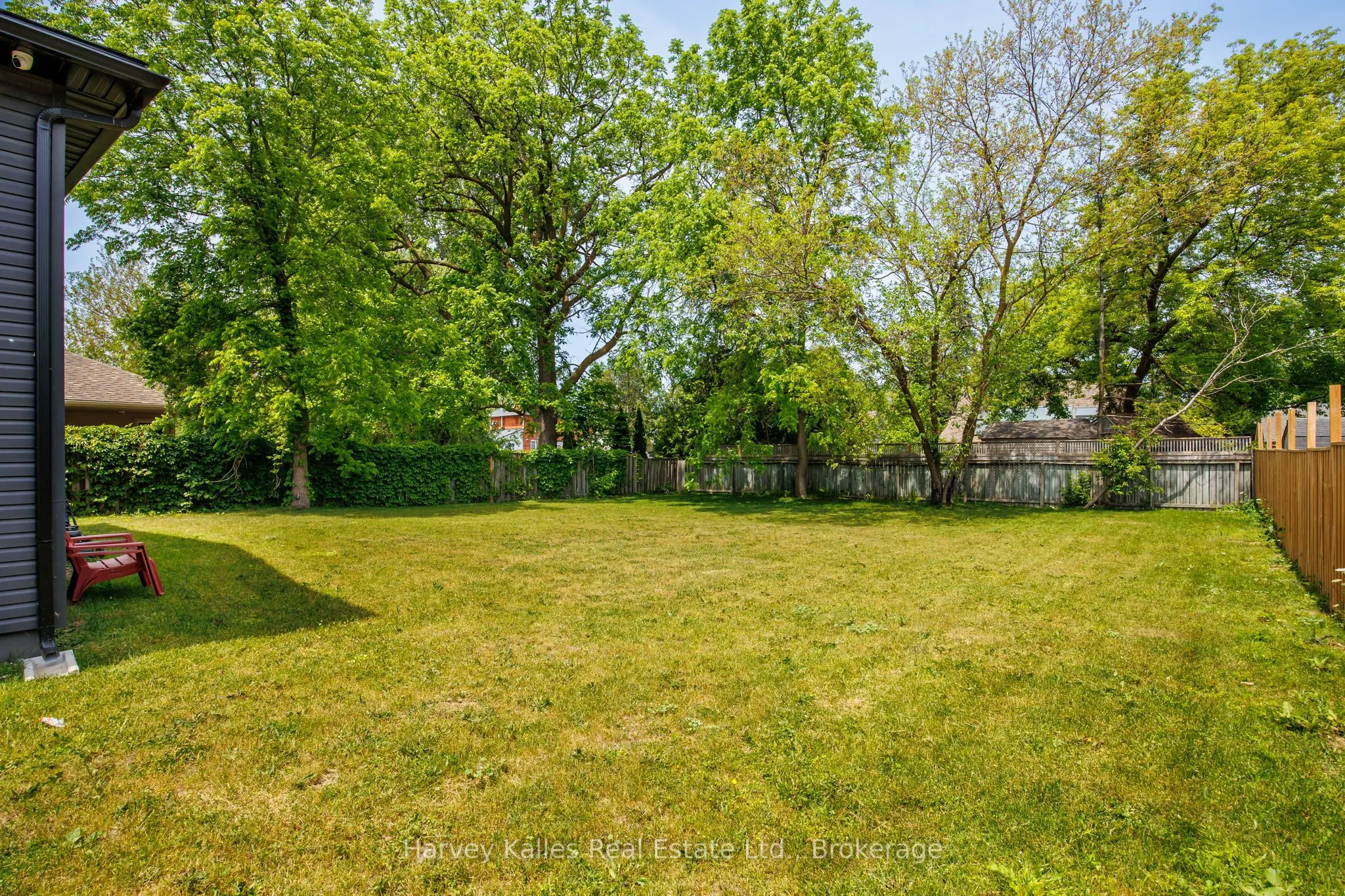 297 Seventh Street, #Unit B