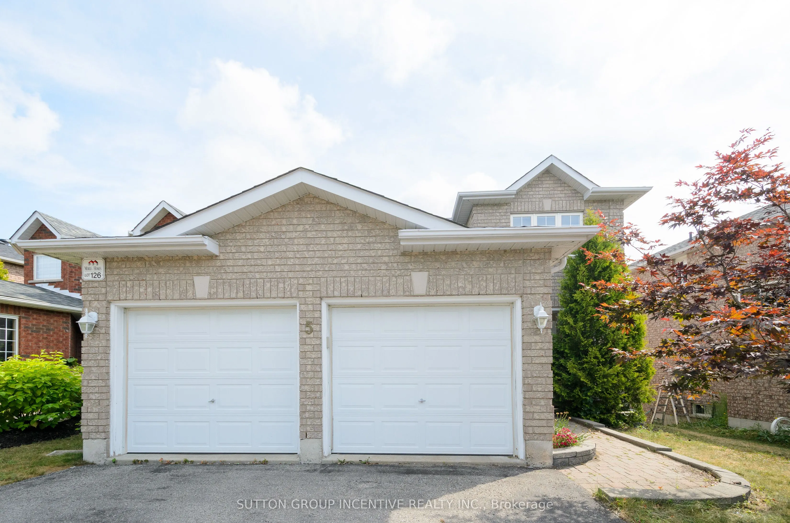 5 BROWN WOOD Drive