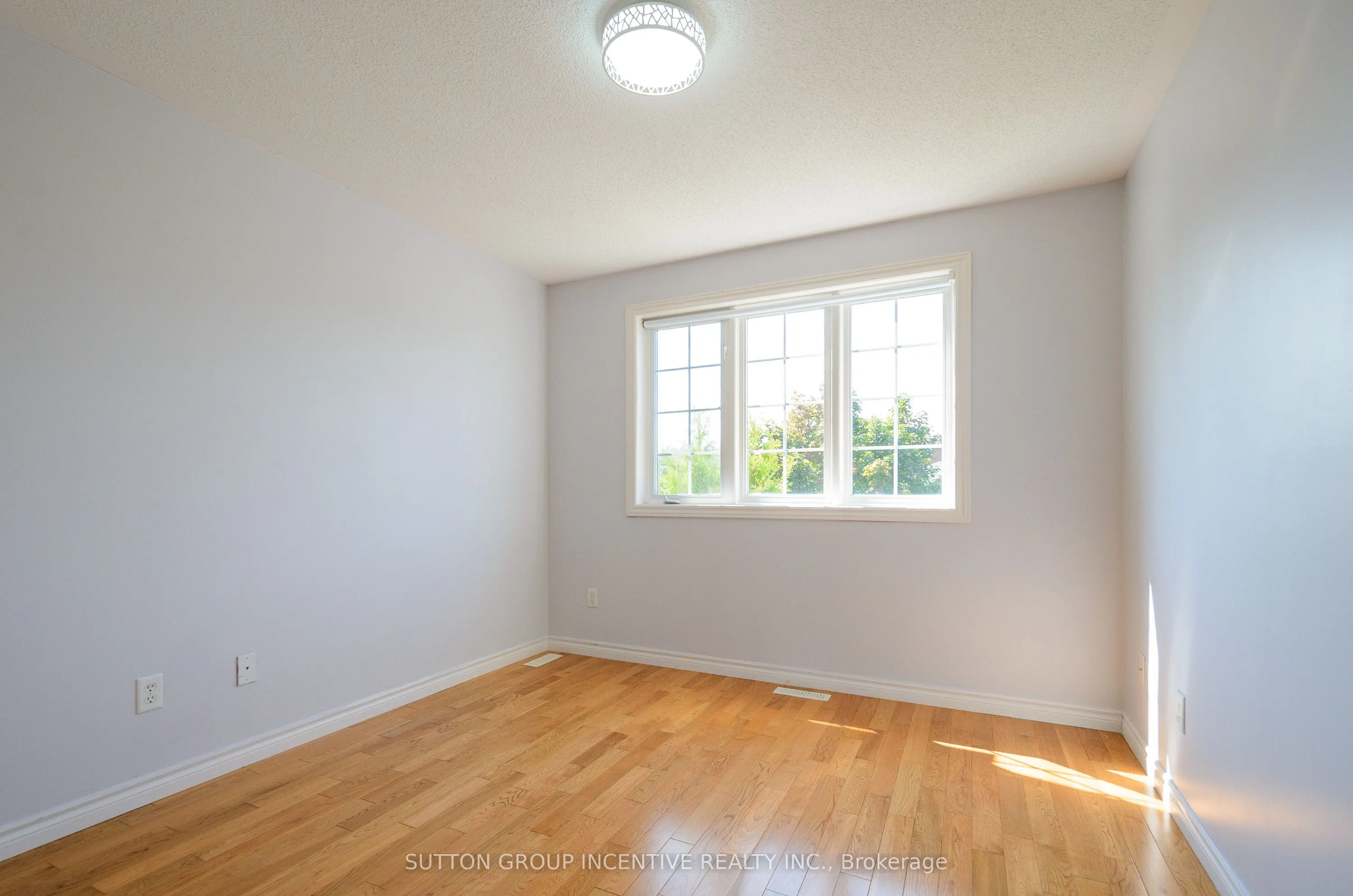 5 BROWN WOOD Drive