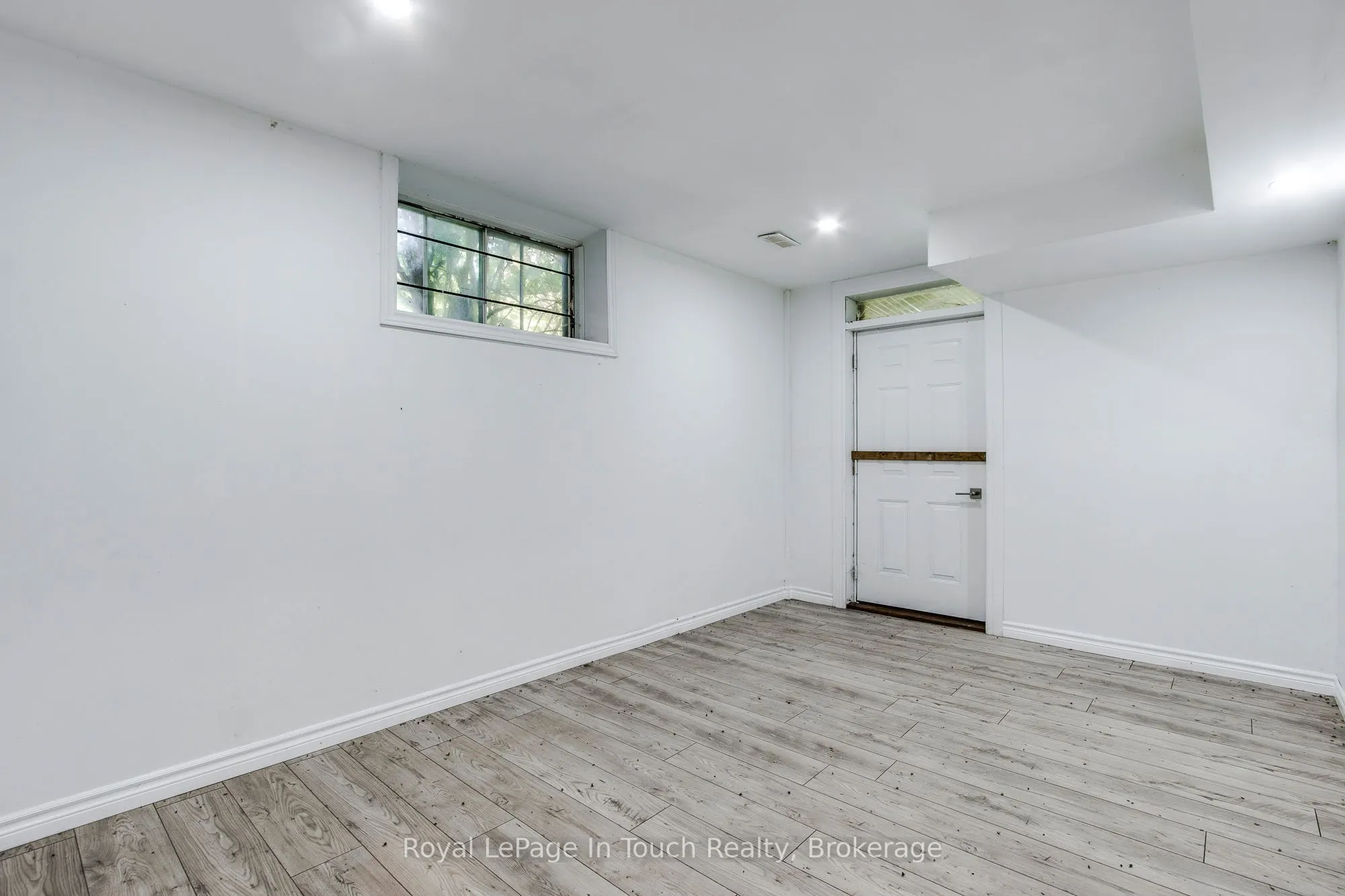63 Fifth Street E