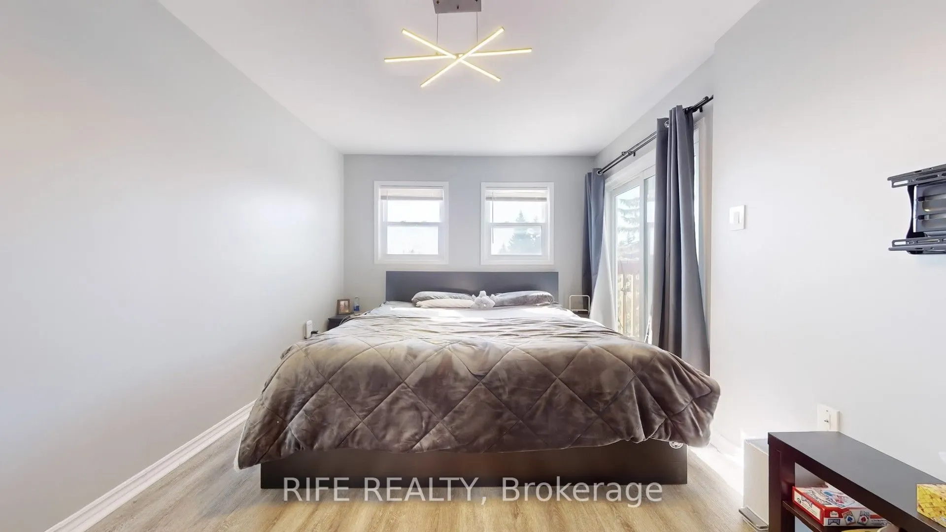 120 D'ambrosio Drive, #34