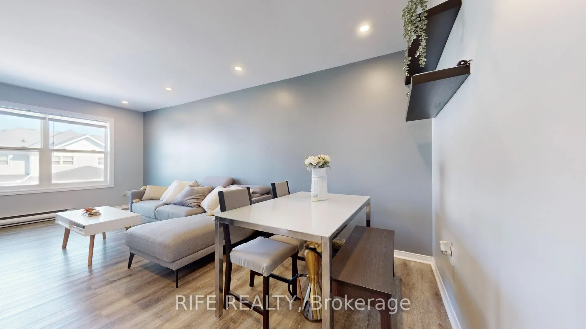 120 D'ambrosio Drive, #34