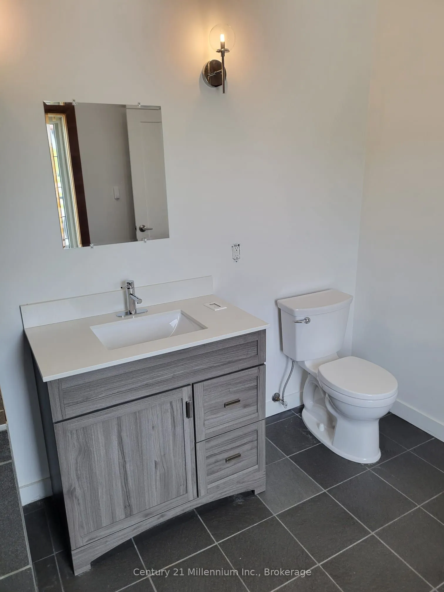 510 First Street, #upper unit