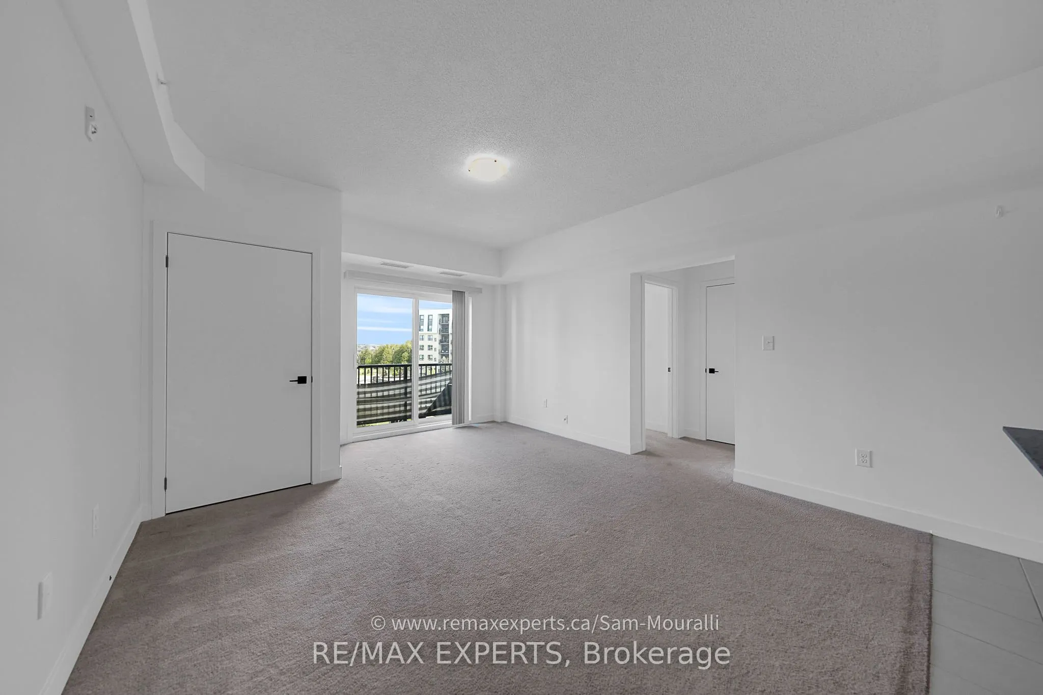 6 Spice Way, #207
