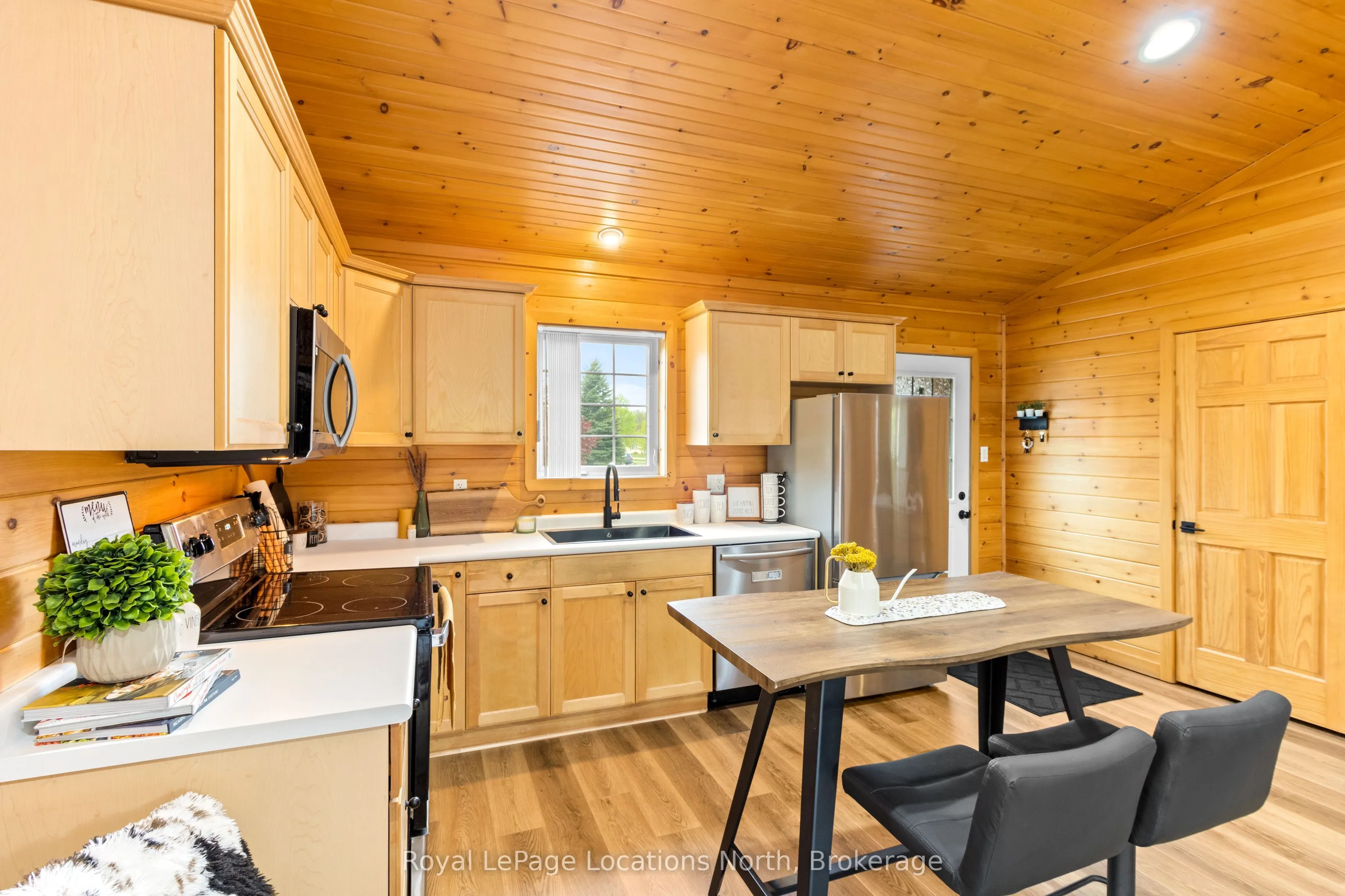 15 MADAWASKA Trail