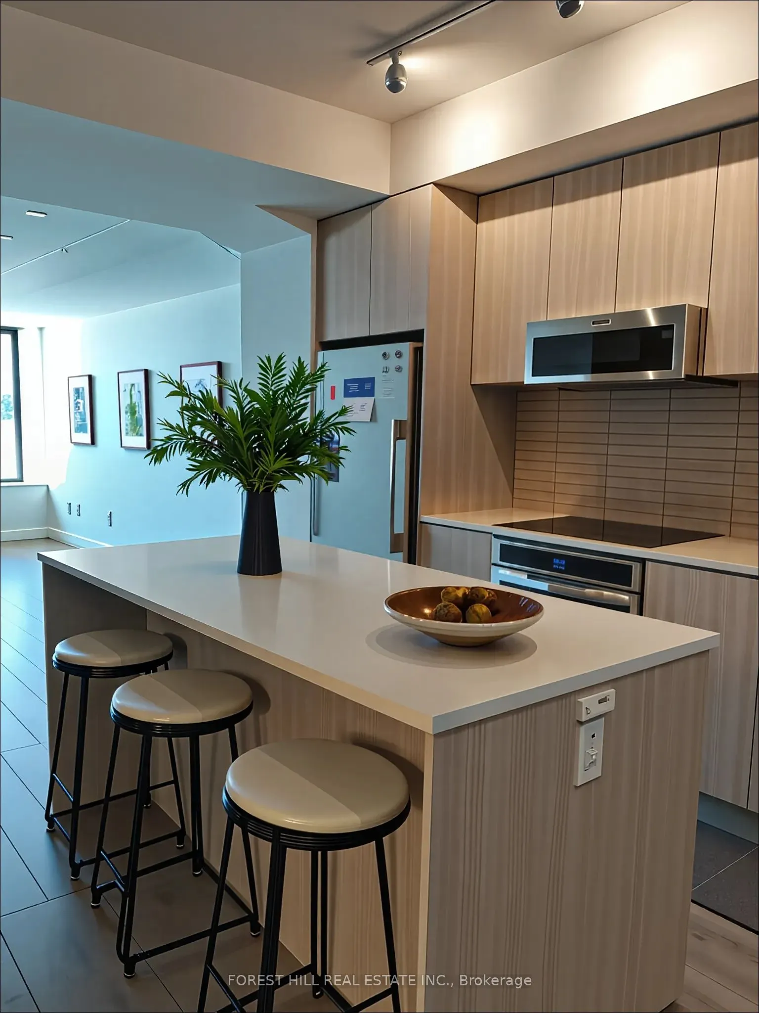 185 Dunlop Street, #809