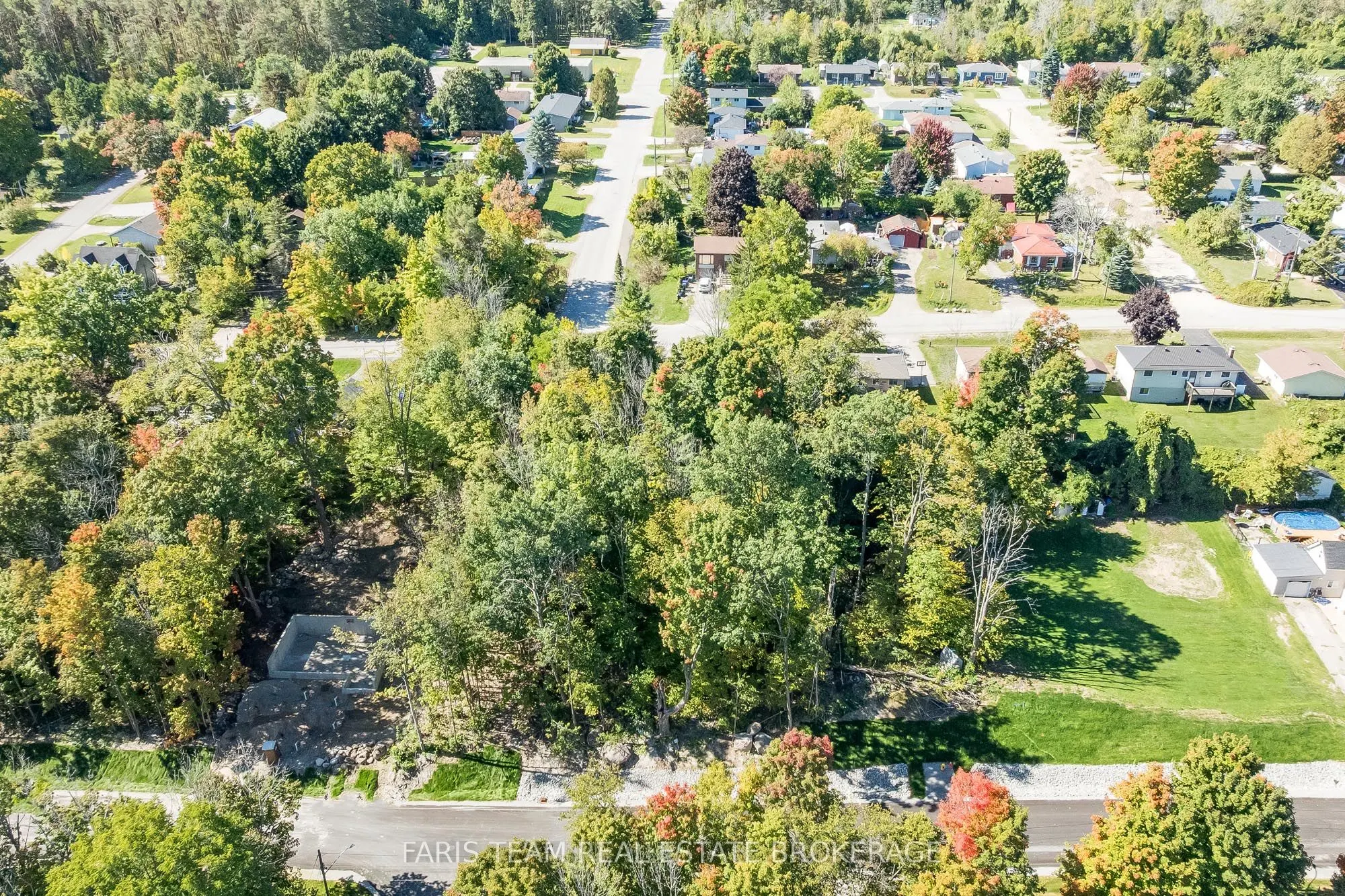 Lot 86 Fifth Avenue