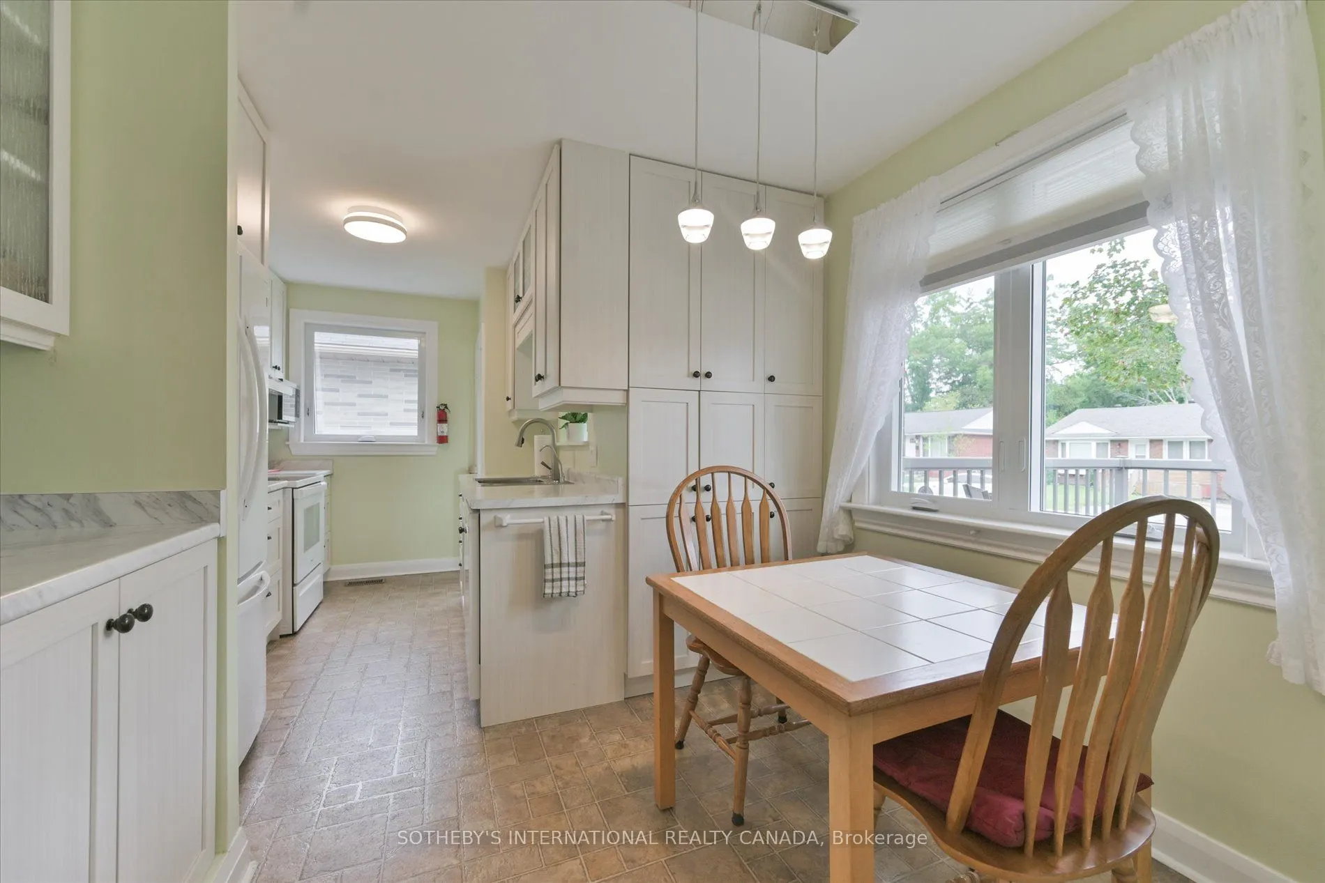8 Aleda Street