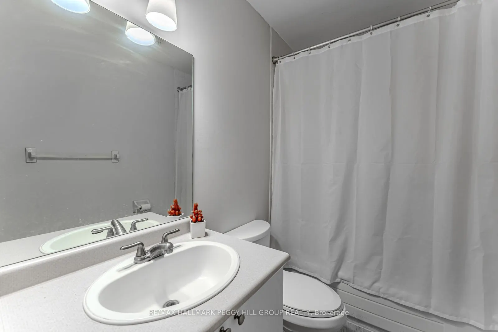 508 Essa Road, #52