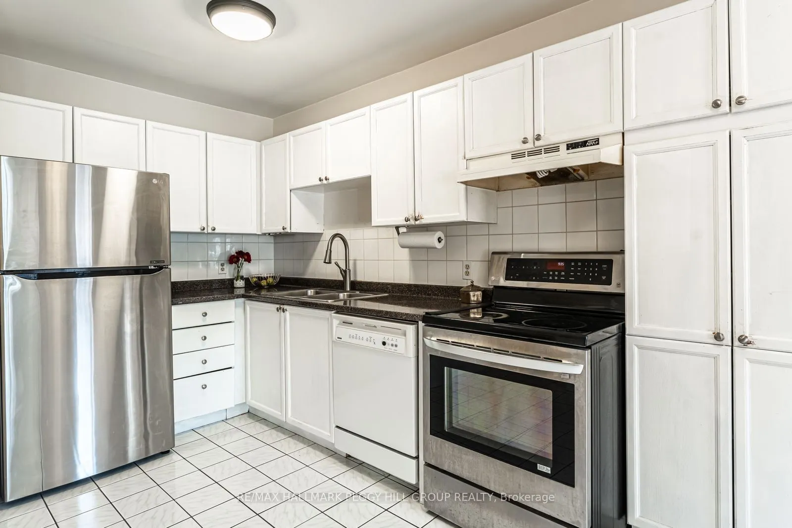 508 Essa Road, #52