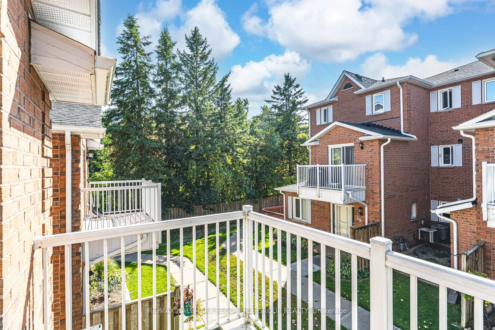508 Essa Road, #52