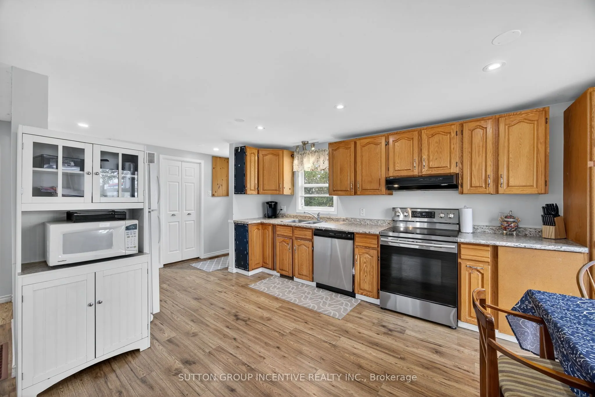 4652 Plum Point Road
