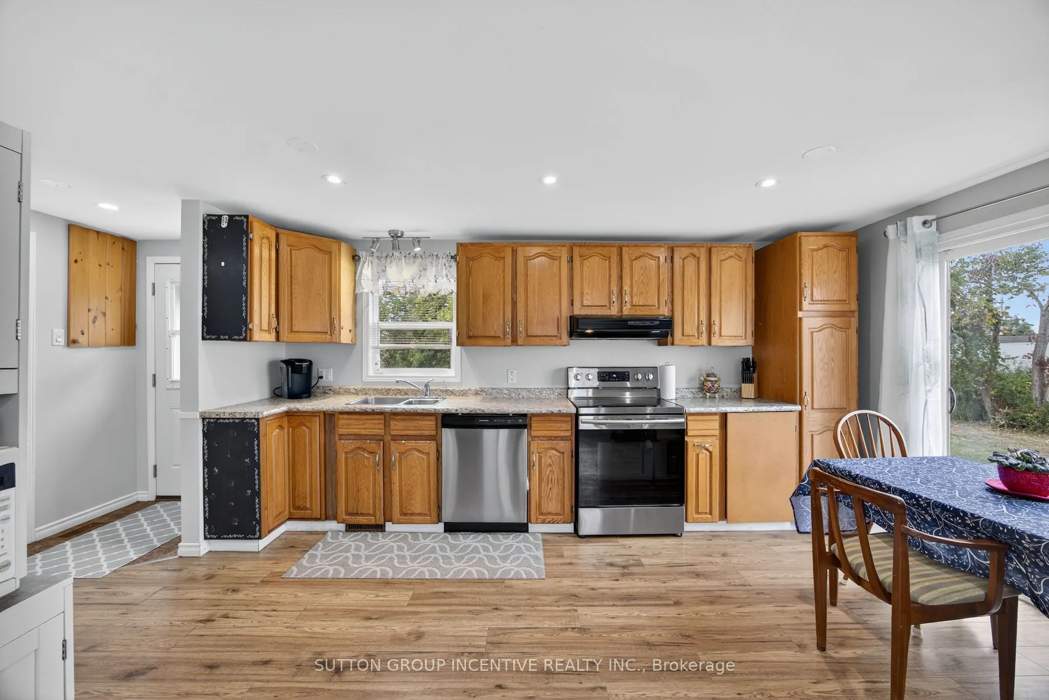 4652 Plum Point Road