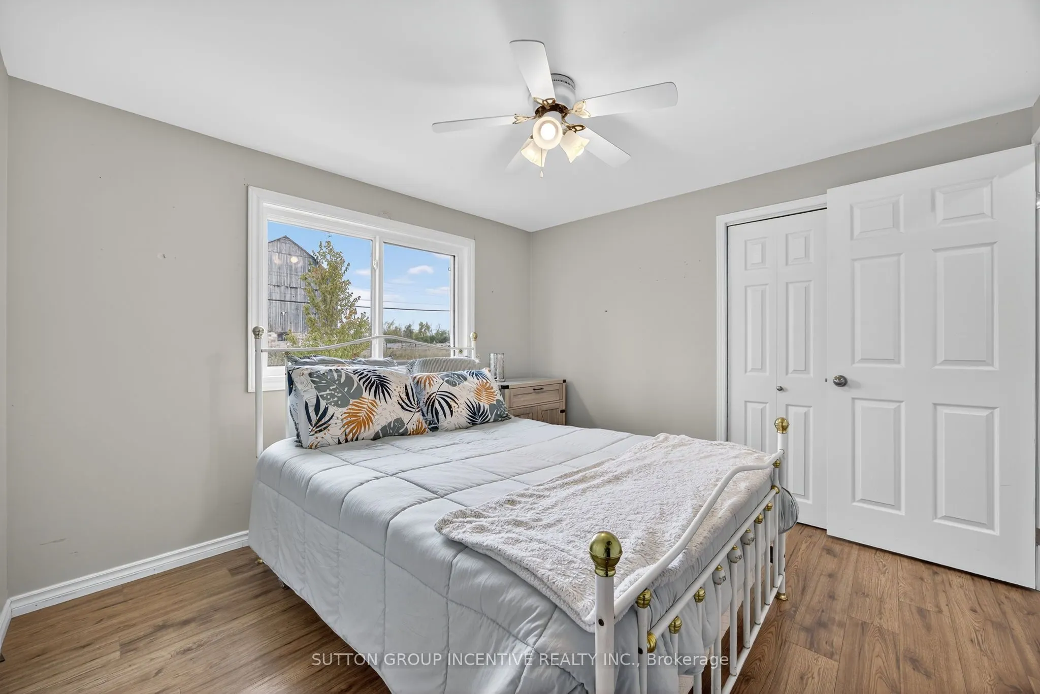 4652 Plum Point Road