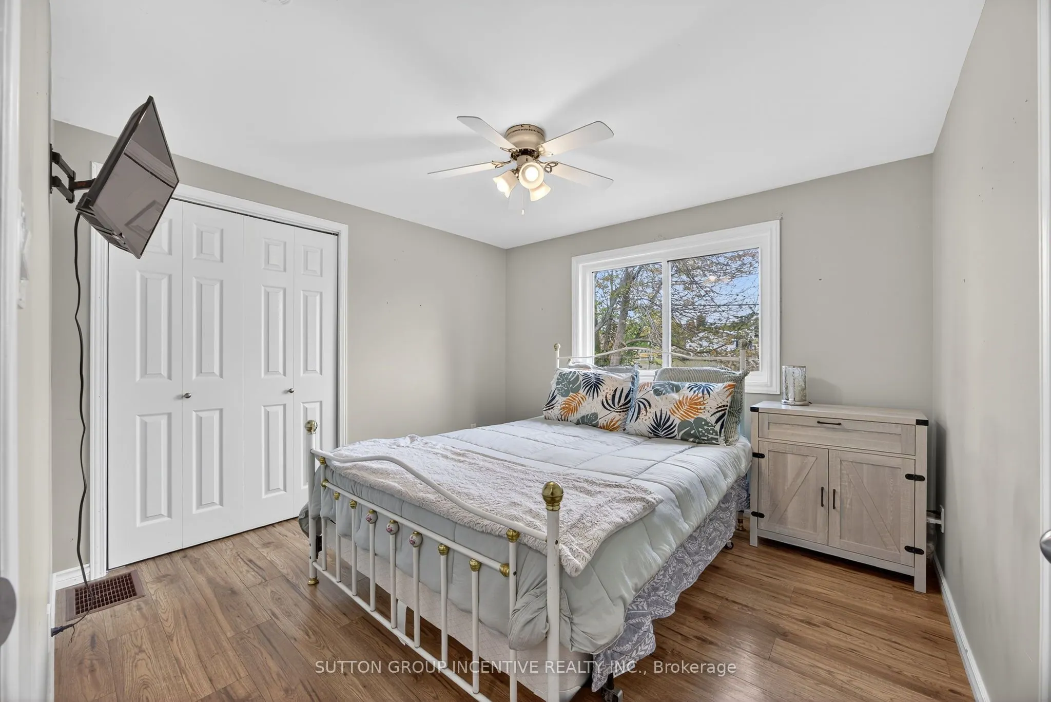 4652 Plum Point Road