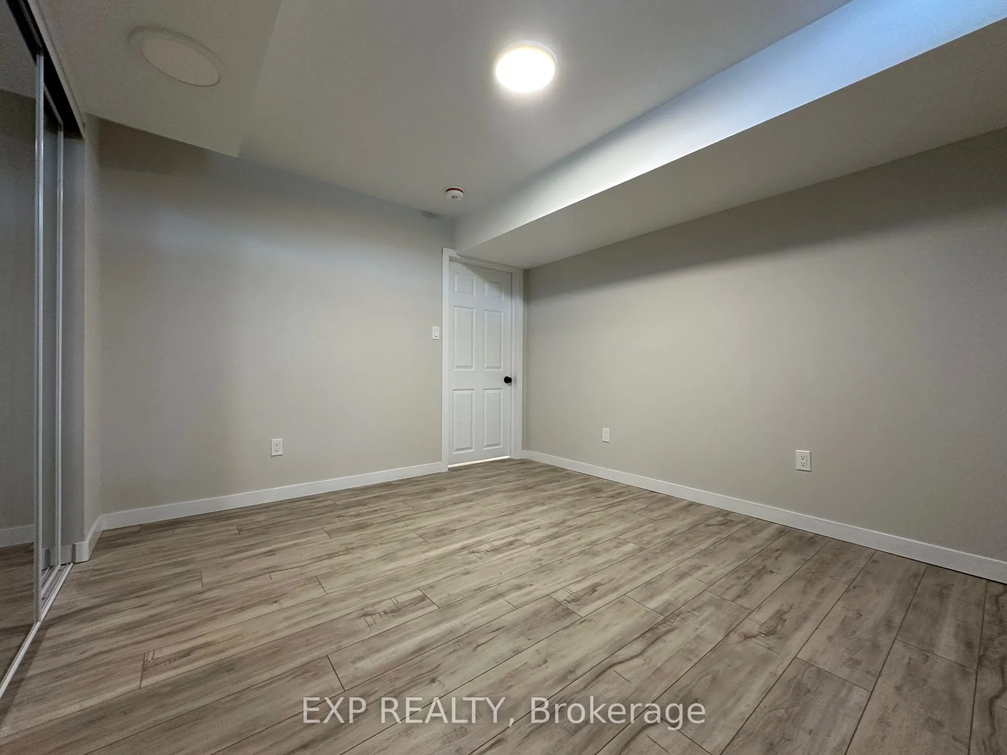 58 Moore Place S, #B