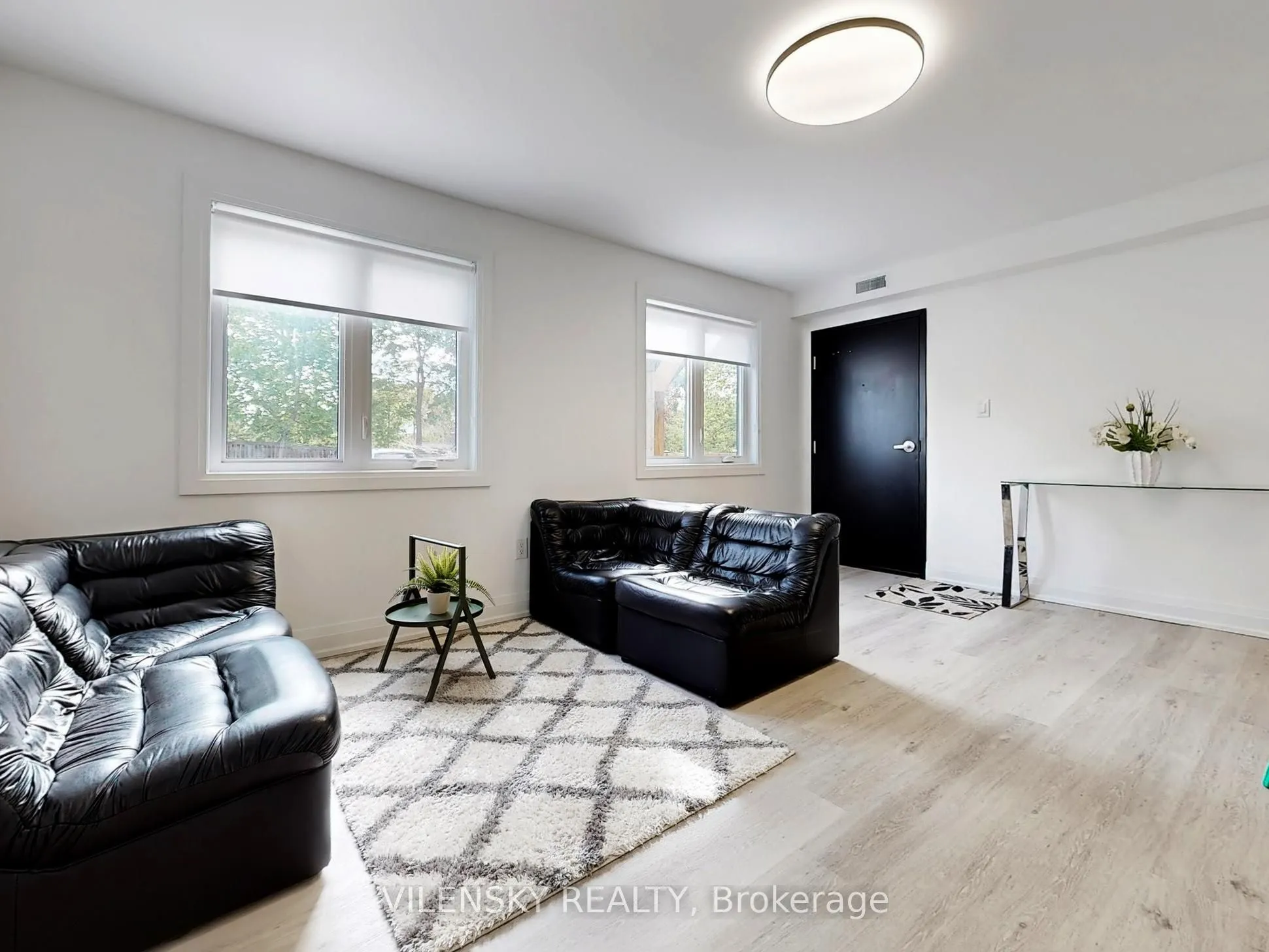 195 Owen Street, #F