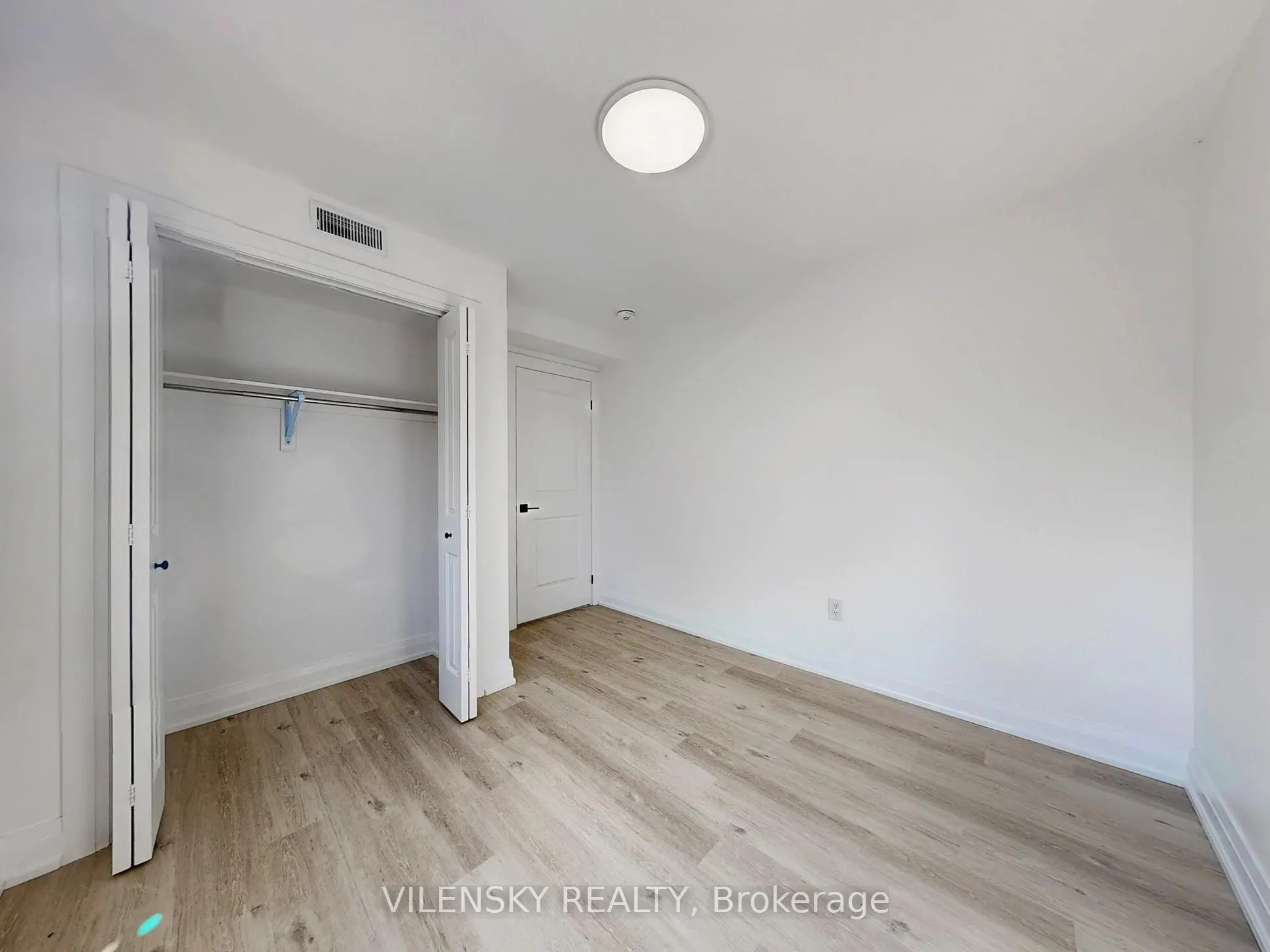 195 Owen Street, #F