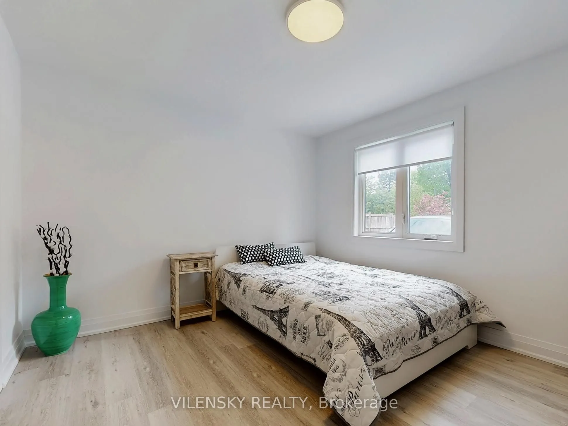 195 Owen Street, #F
