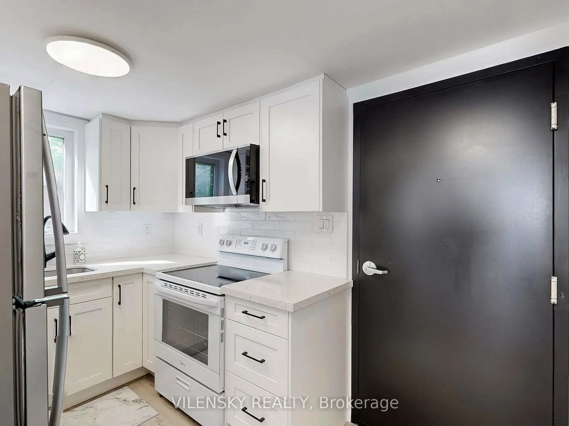 195 Owen Street, #F