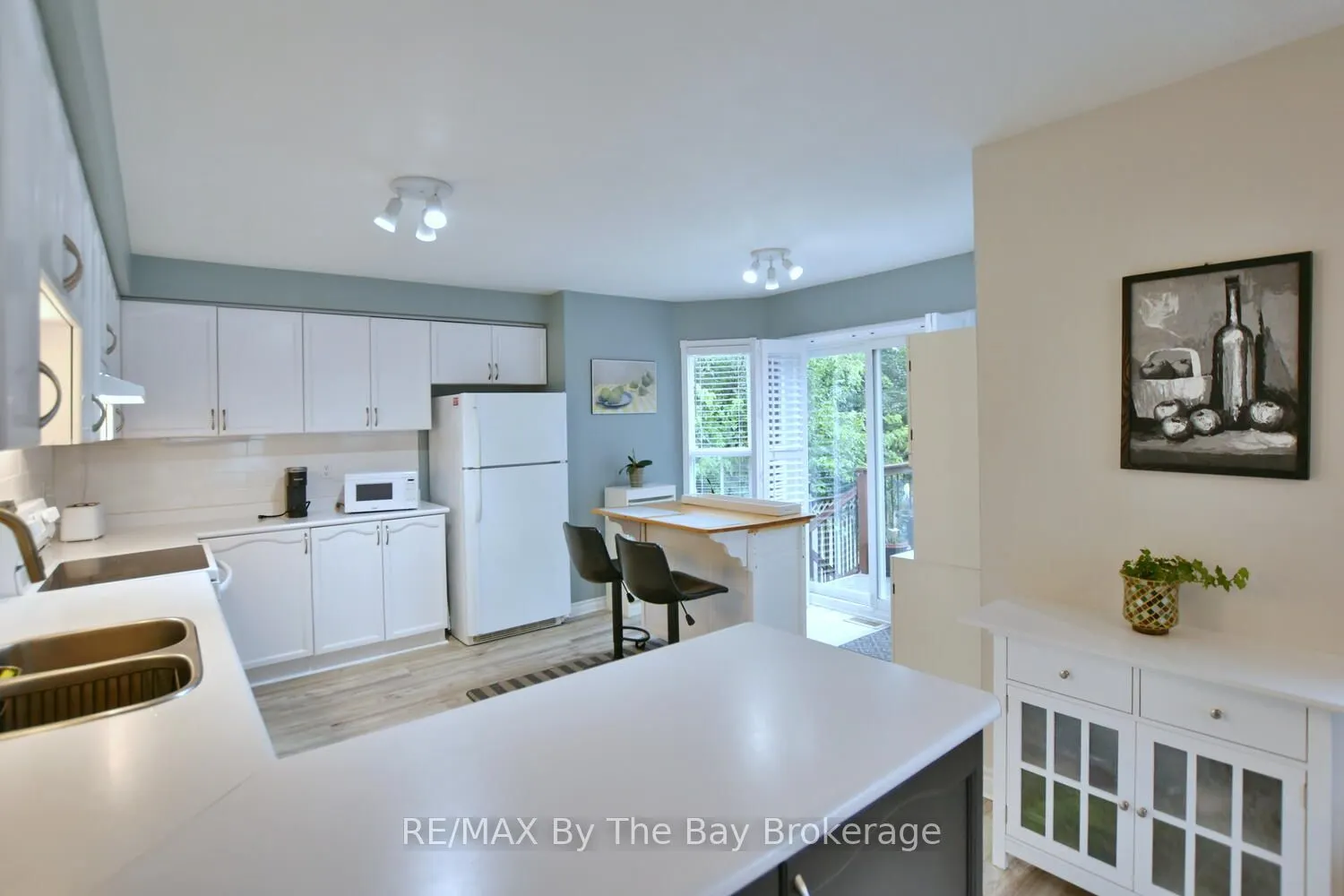34 Harbour Crescent