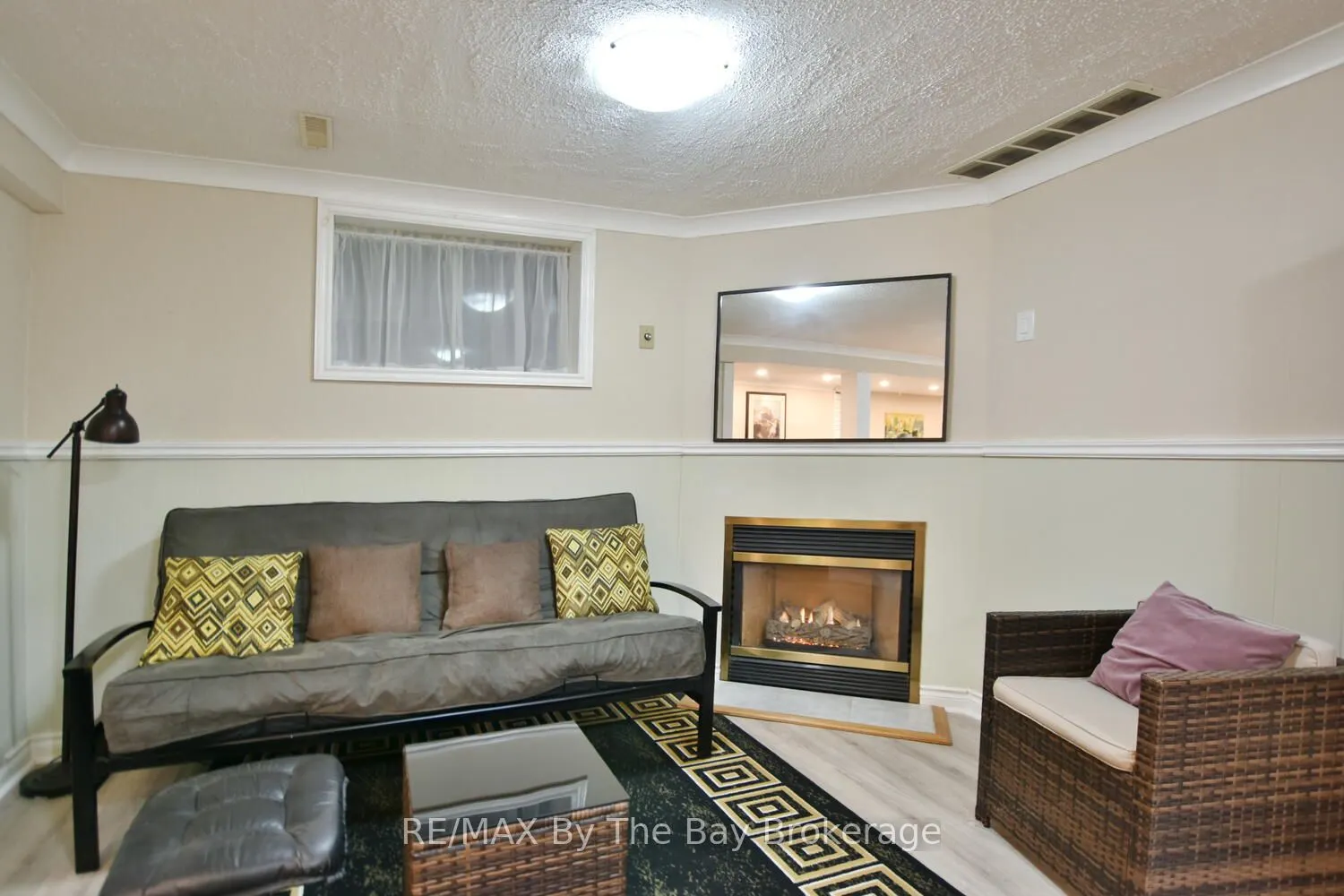 34 Harbour Crescent
