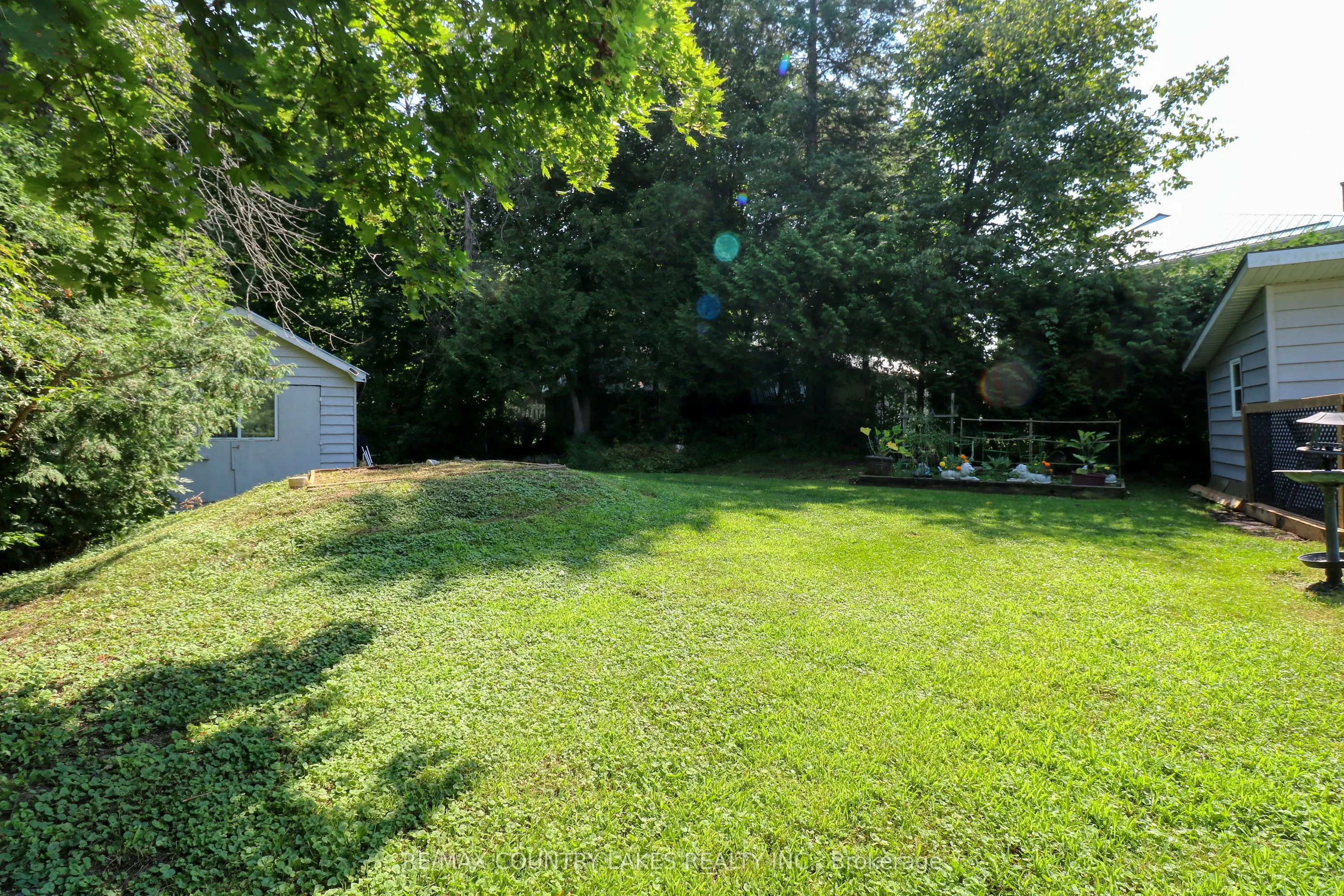 104 The Steps Road