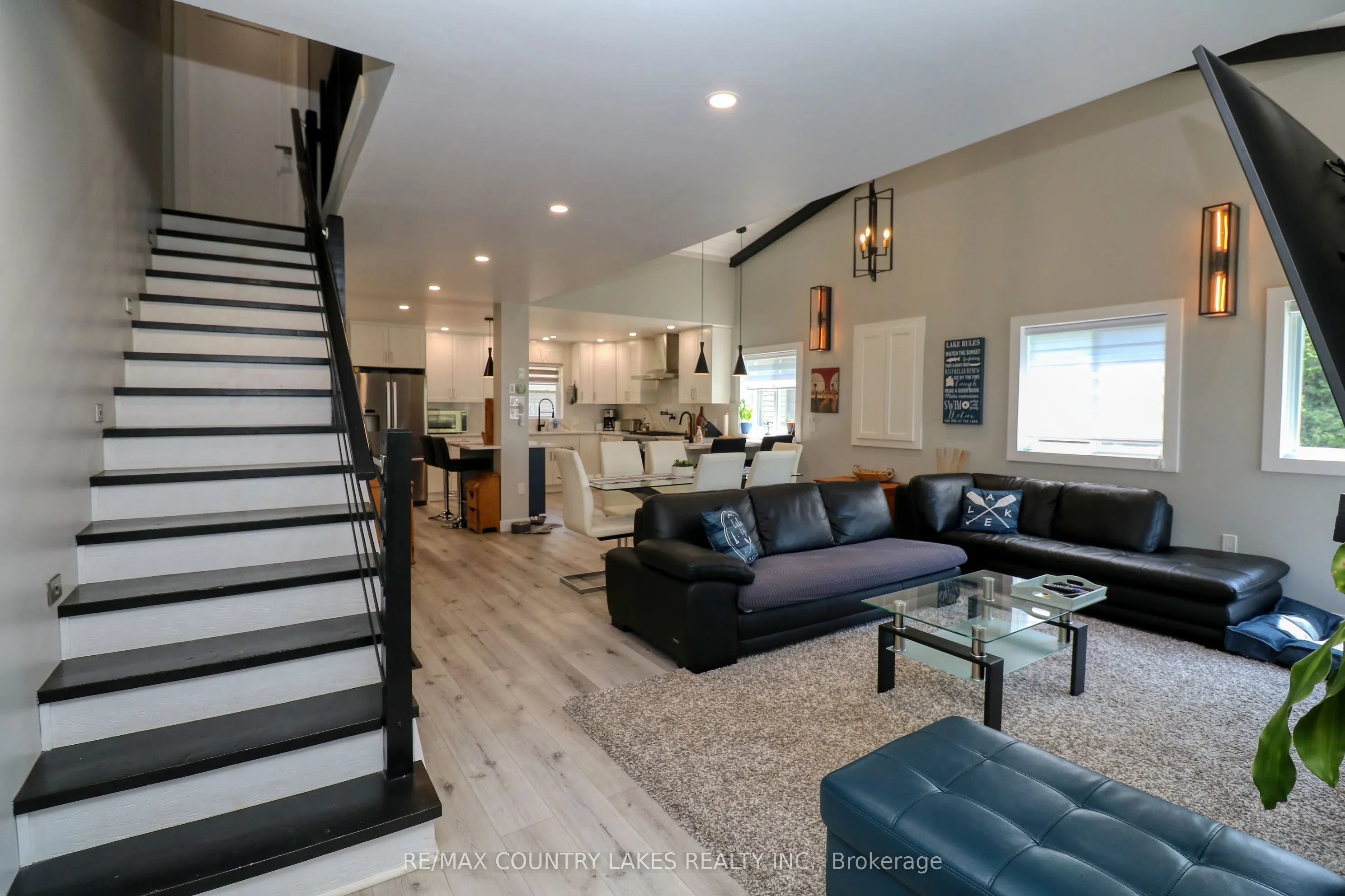 104 The Steps Road