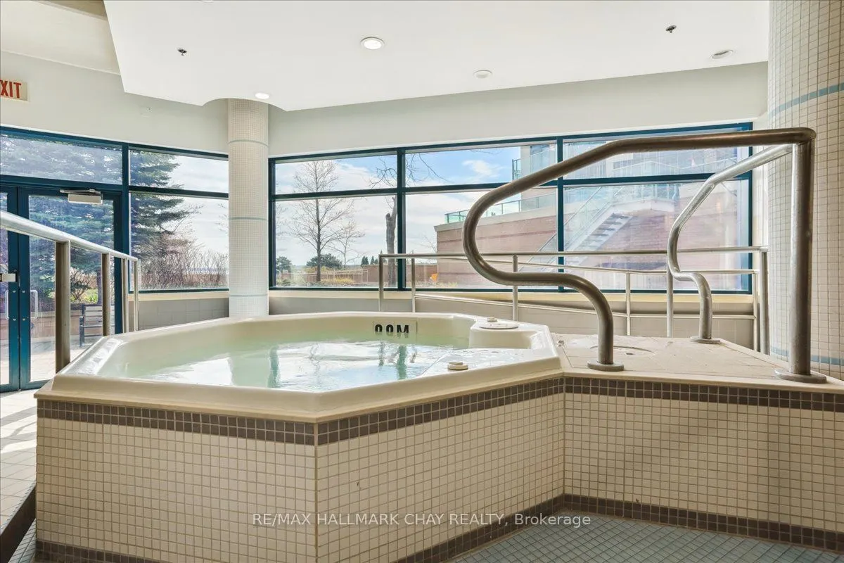 37 Ellen Street, #1409