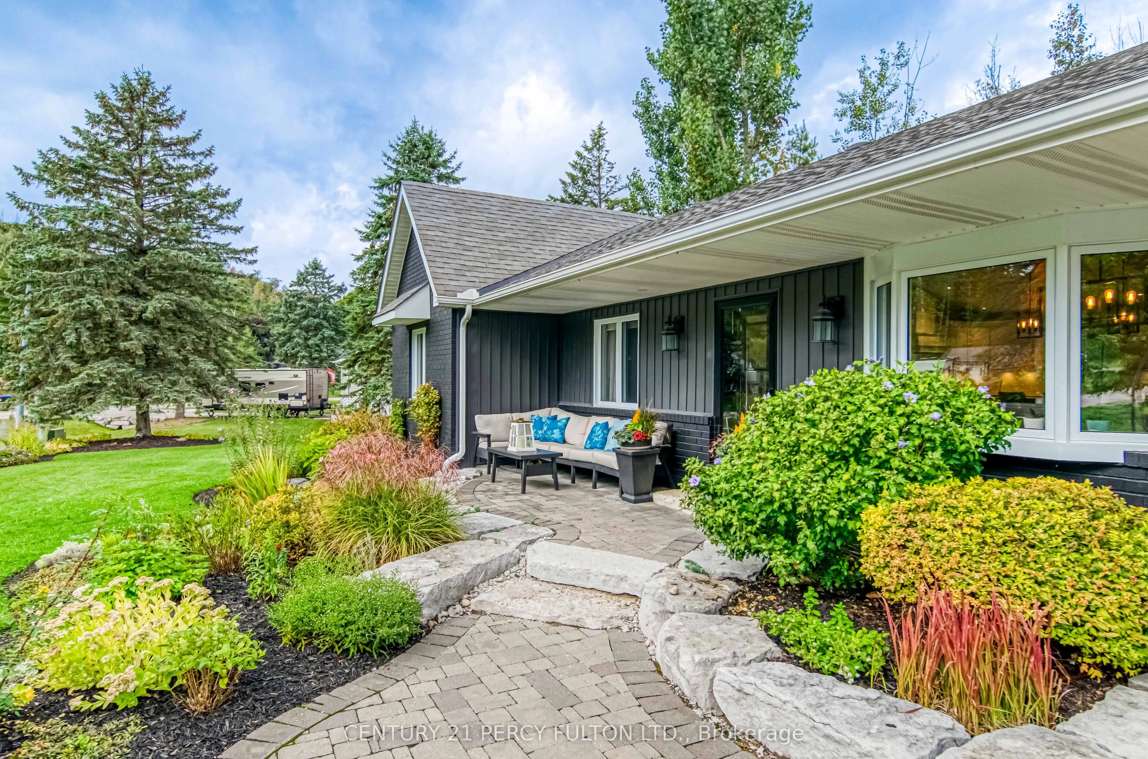13 Hickory Lane