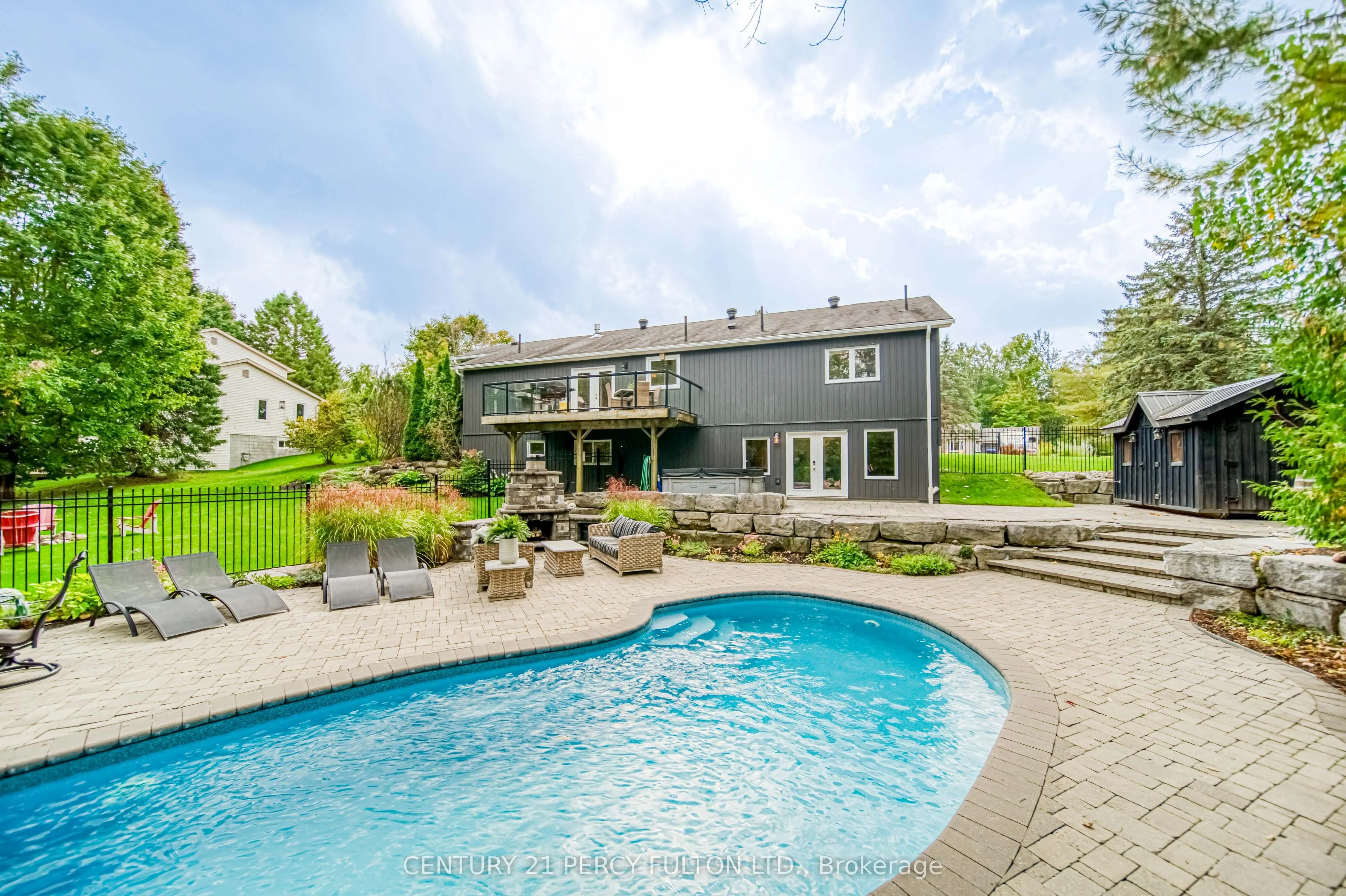 13 Hickory Lane