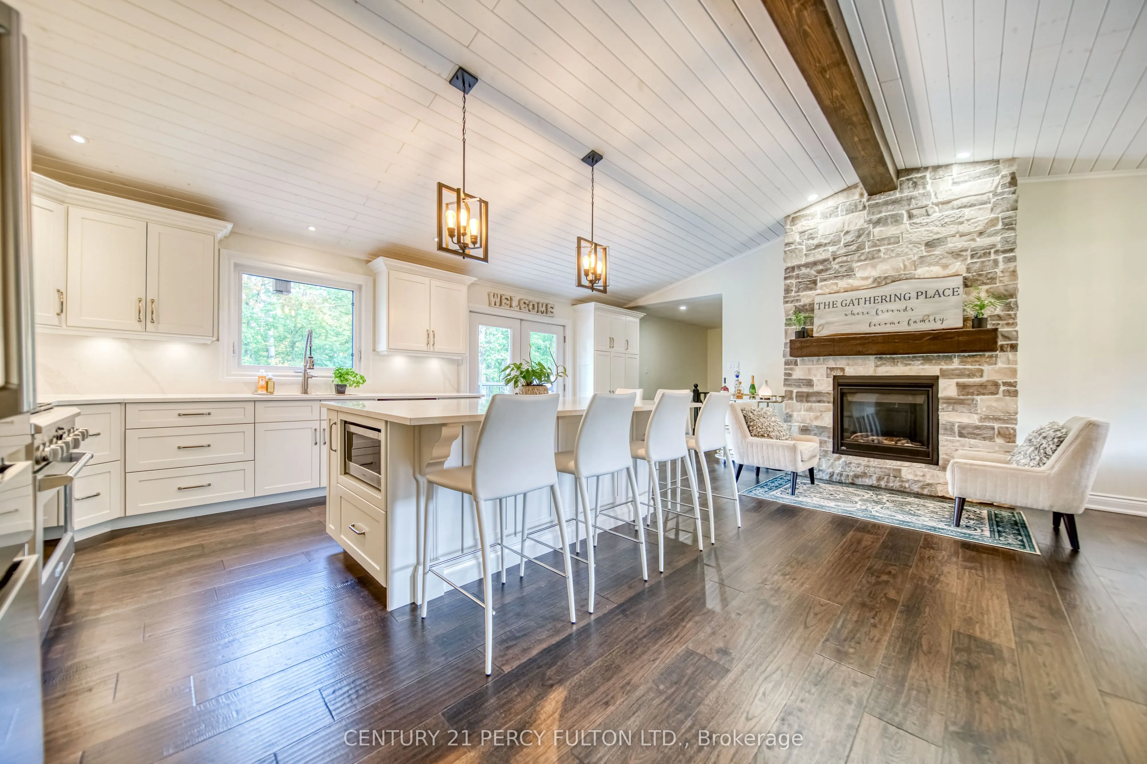 13 Hickory Lane