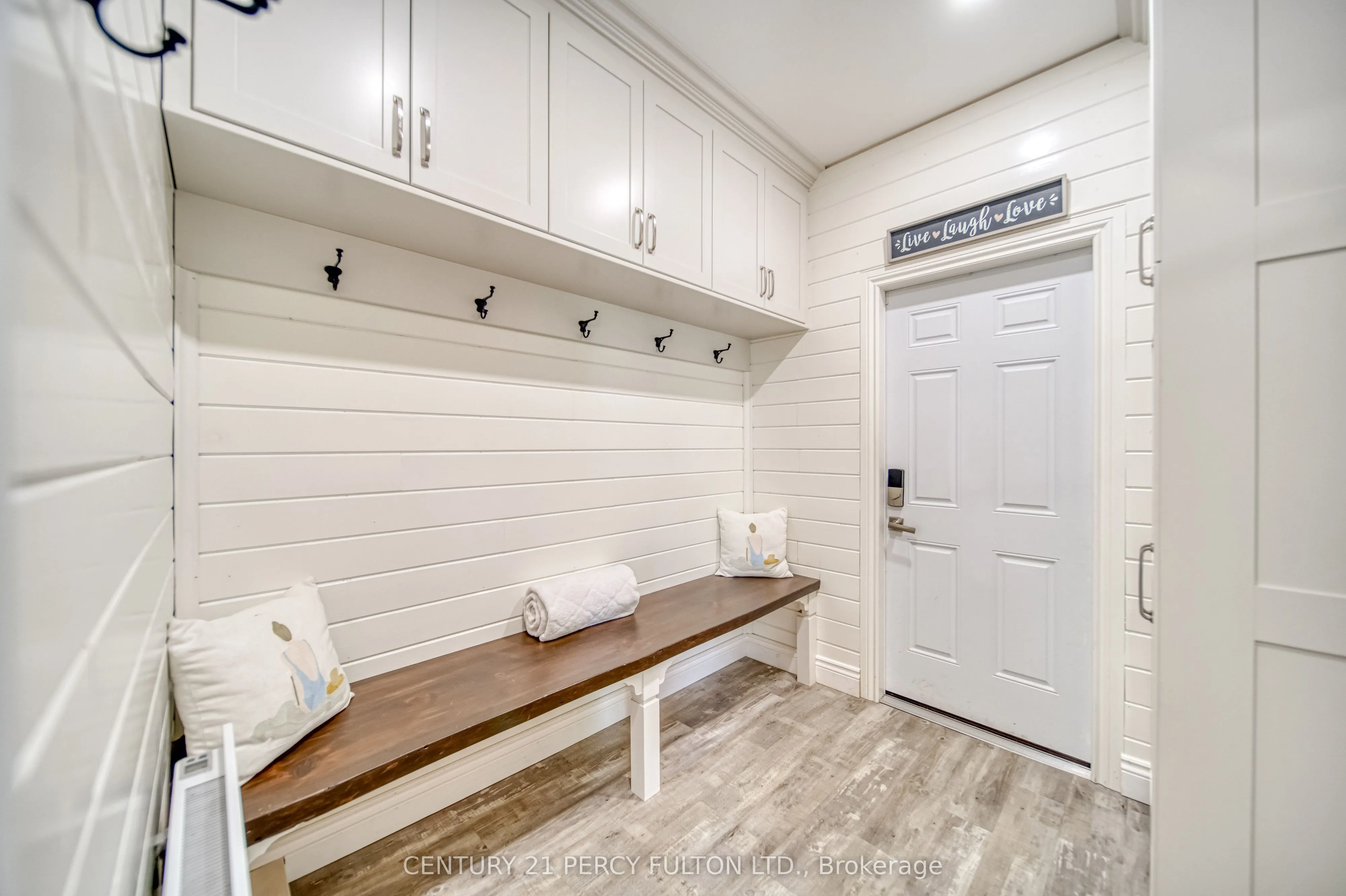 13 Hickory Lane