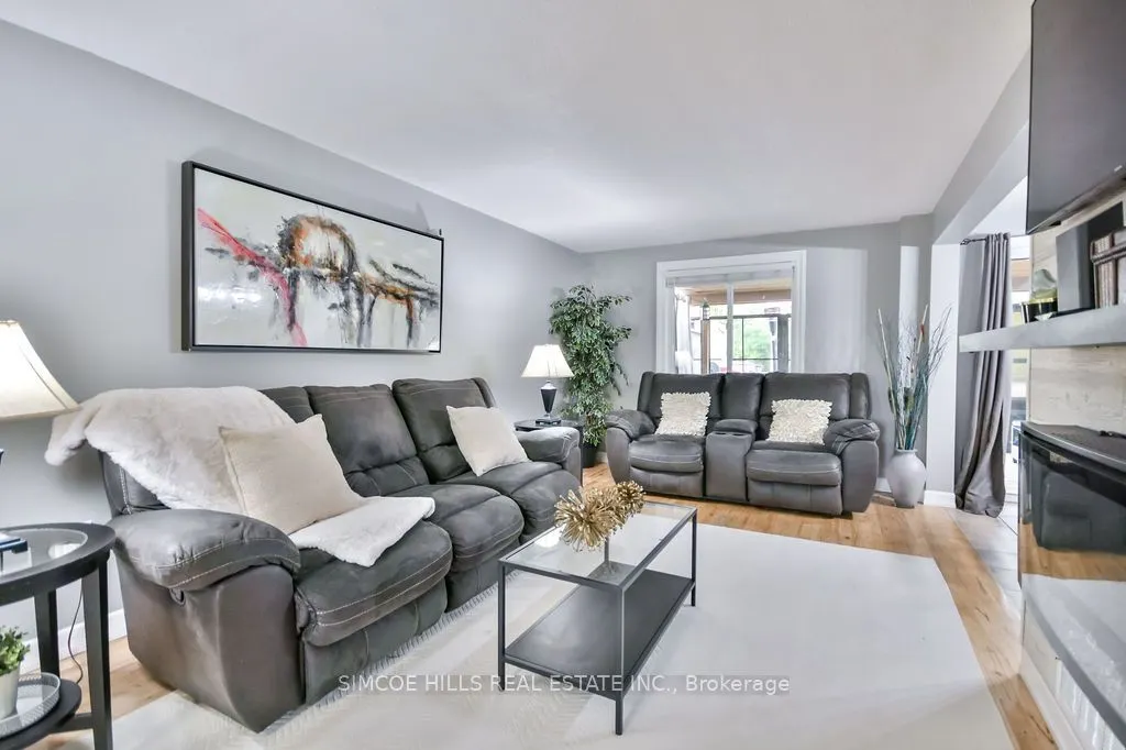 13 Seymour Crescent